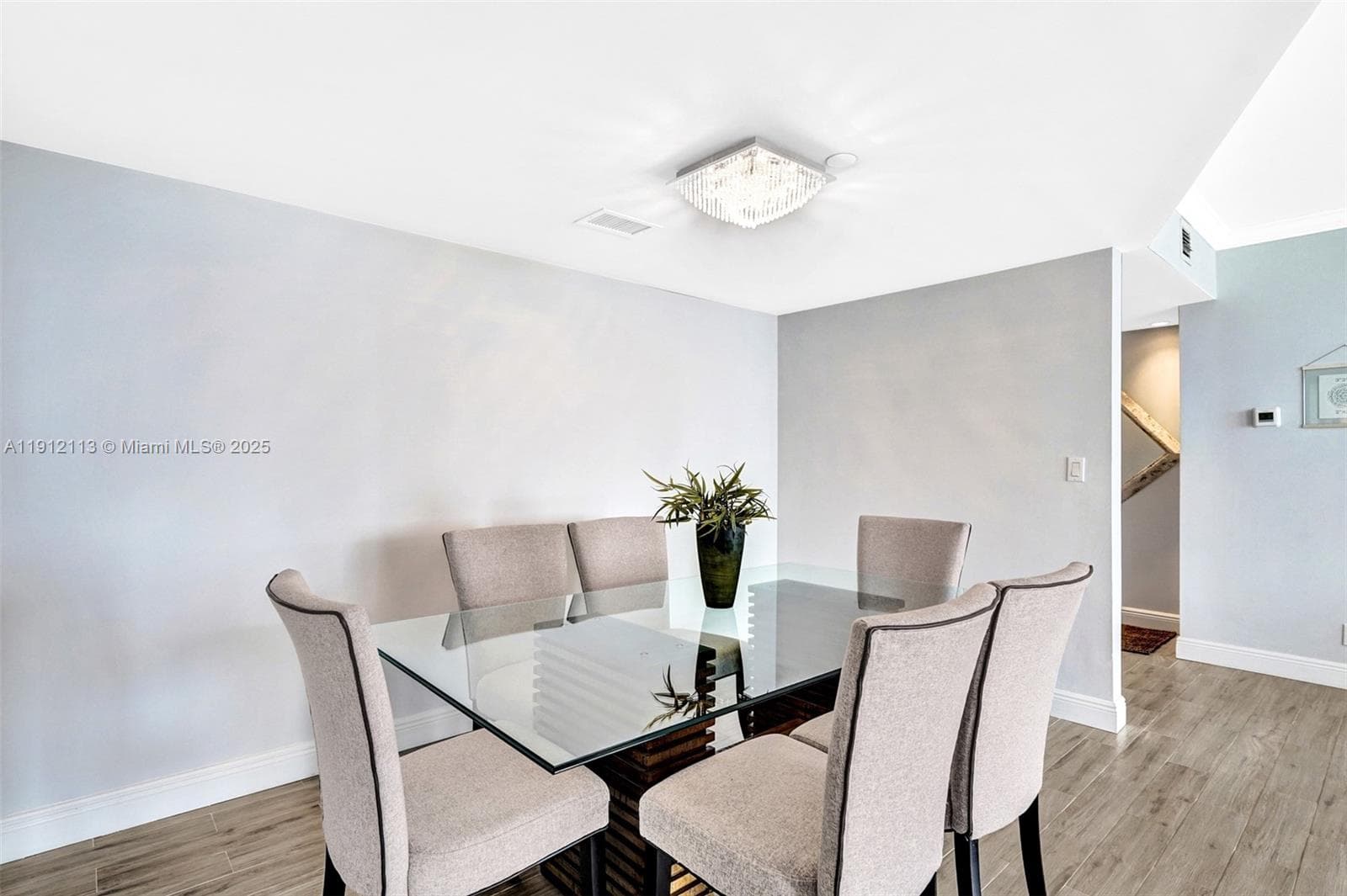 3000 Island Blvd # 903, Aventura FL 33160 — 19