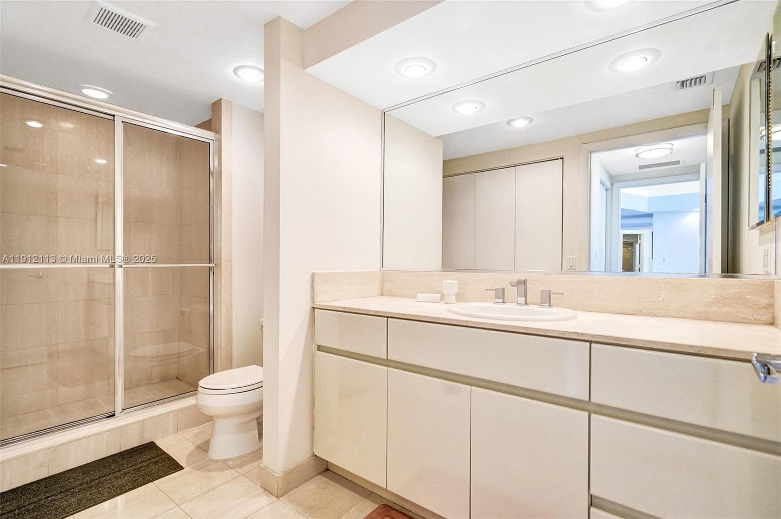3000 Island Blvd # 903, Aventura FL 33160 — 8