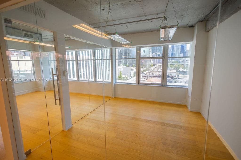 14 NE 1st Ave # 507, Miami FL 33132 — 8