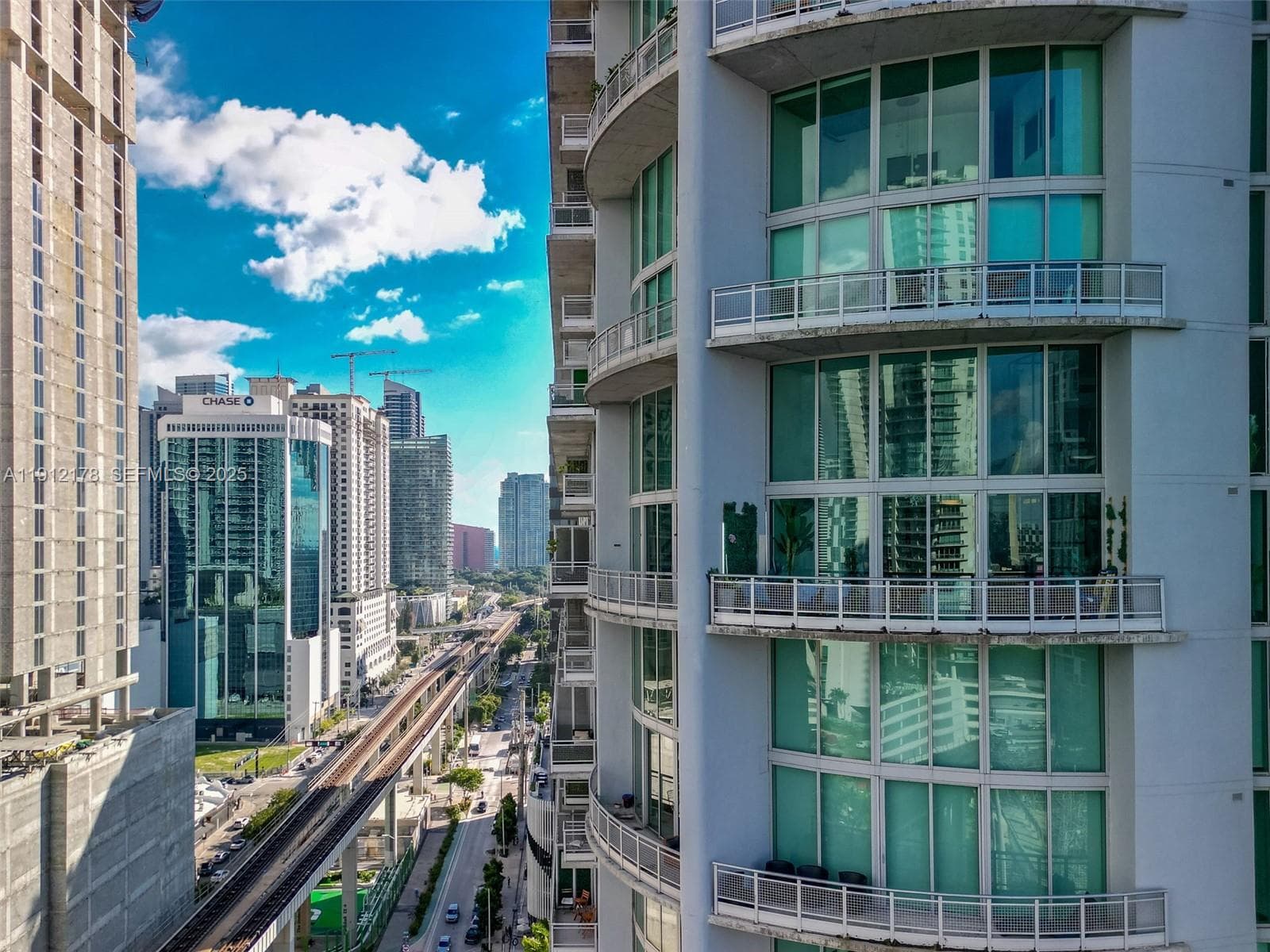 690 SW 1st Ct # 2101, Miami FL 33130 — 34