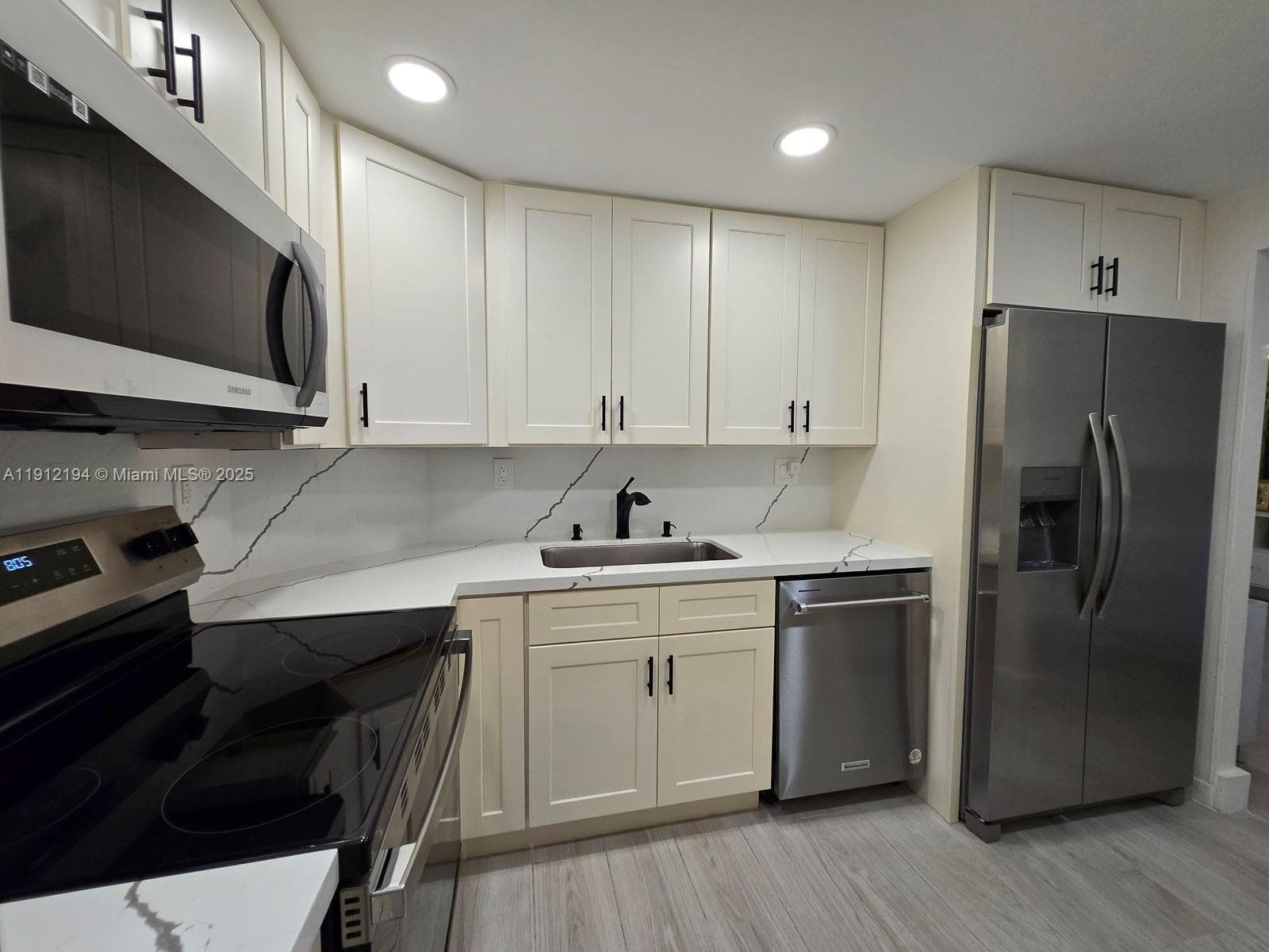 300 Bayview Dr # 1611, Sunny Isles Beach FL 33160 — 23