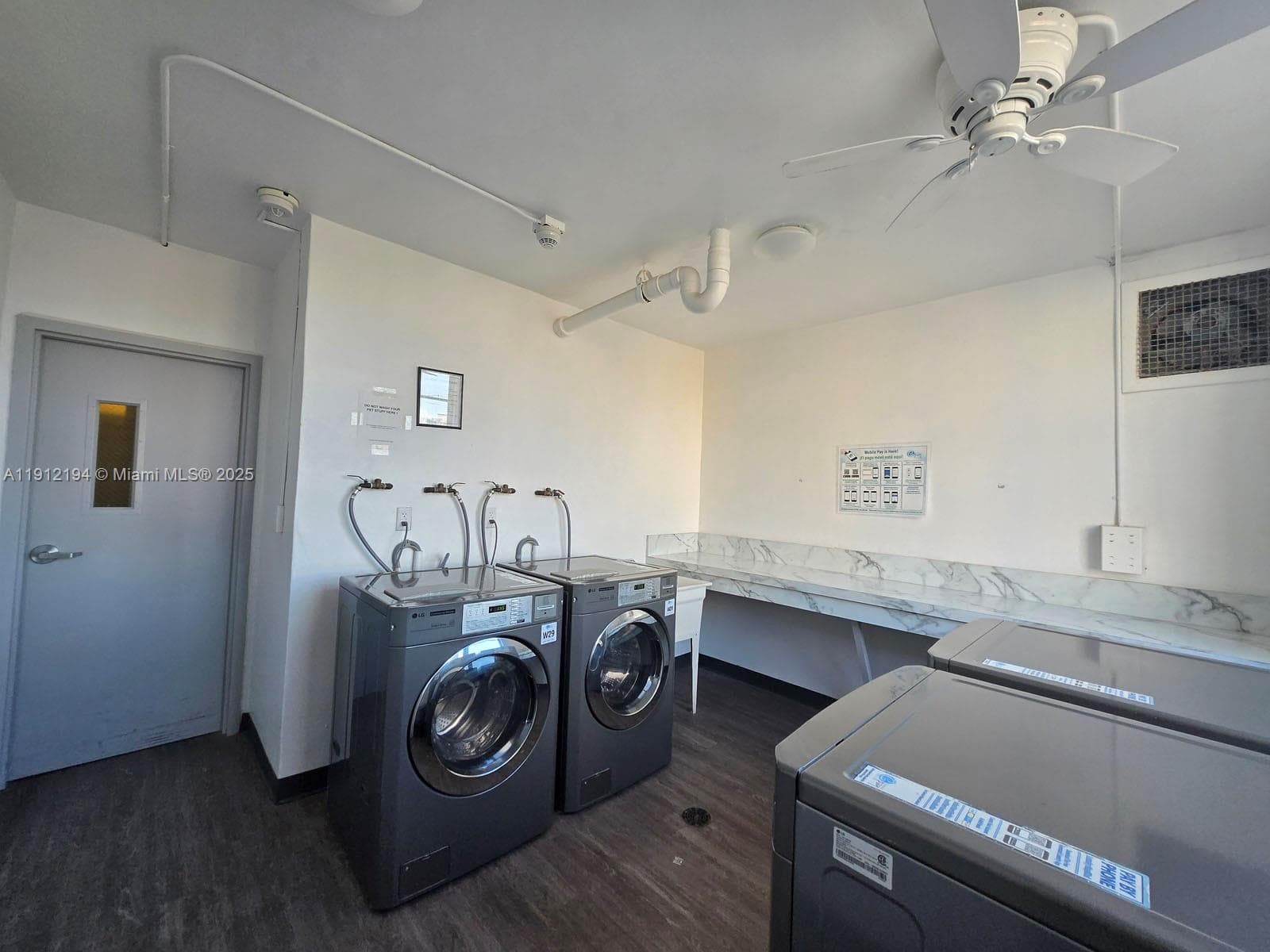 300 Bayview Dr # 1611, Sunny Isles Beach FL 33160 — 59