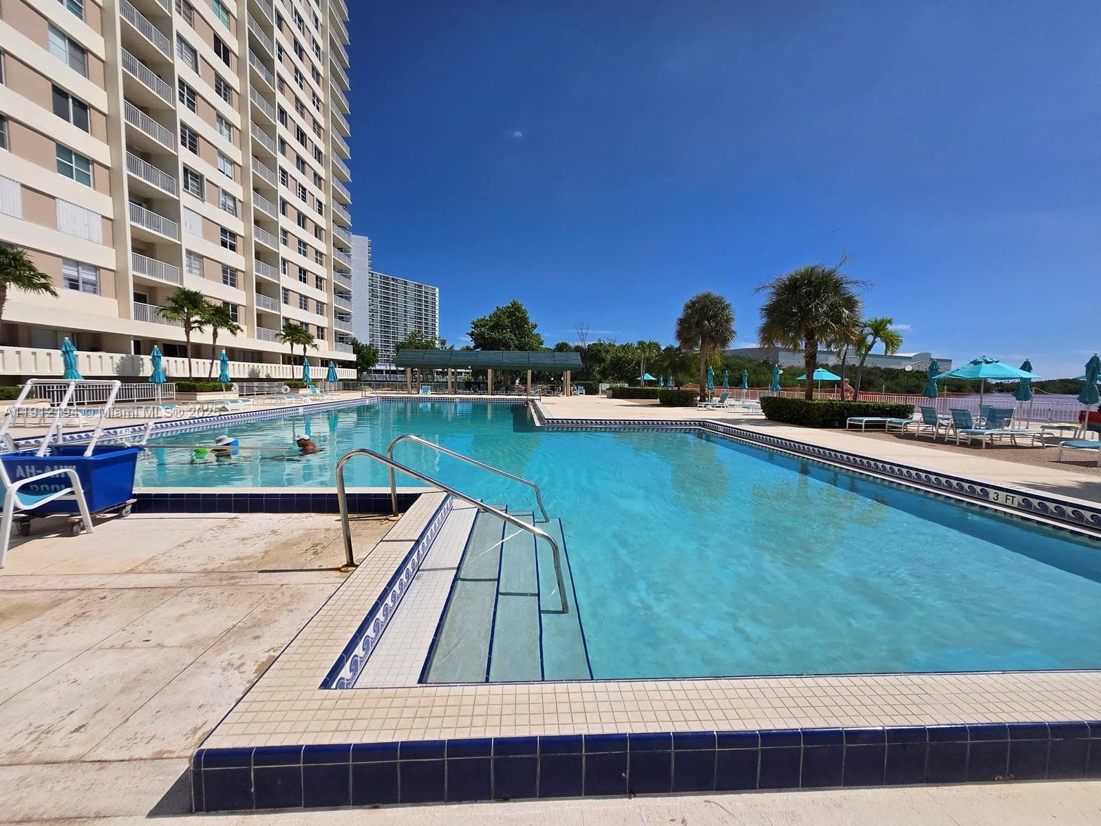 300 Bayview Dr # 1611, Sunny Isles Beach FL 33160 — 48