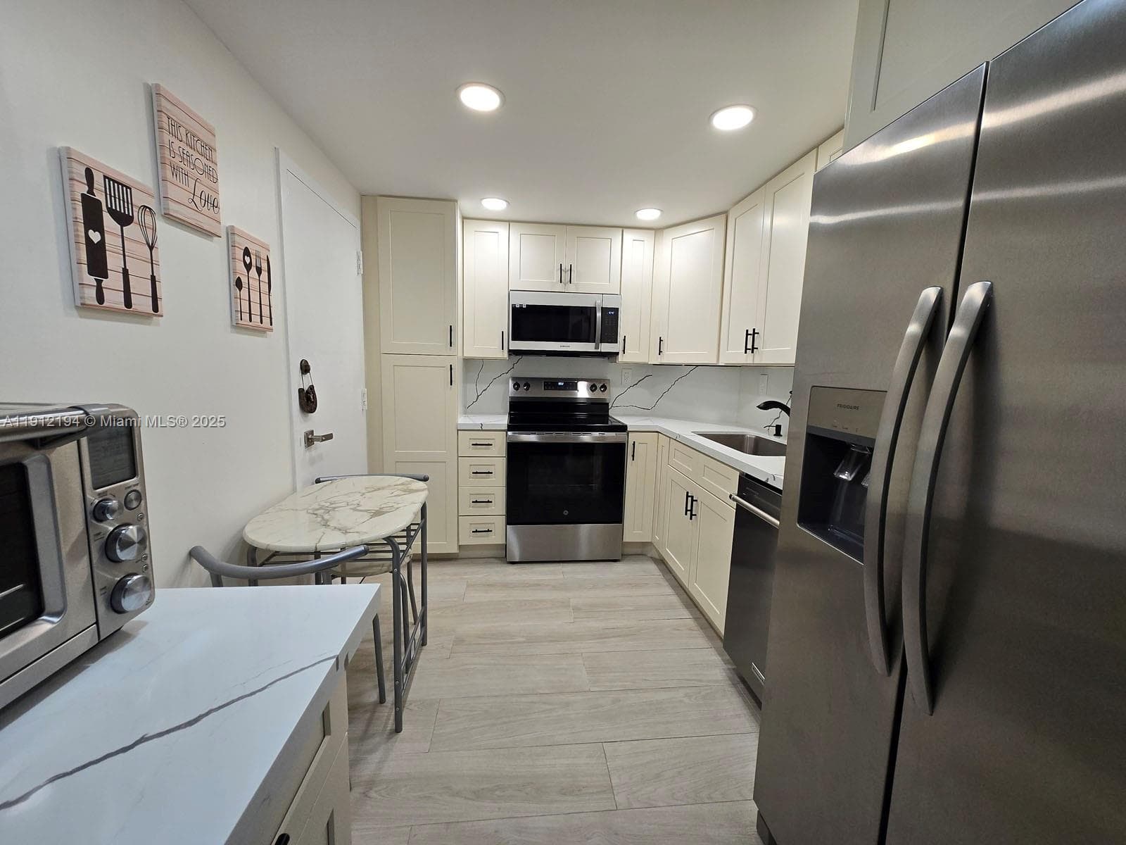 300 Bayview Dr # 1611, Sunny Isles Beach FL 33160 — 19