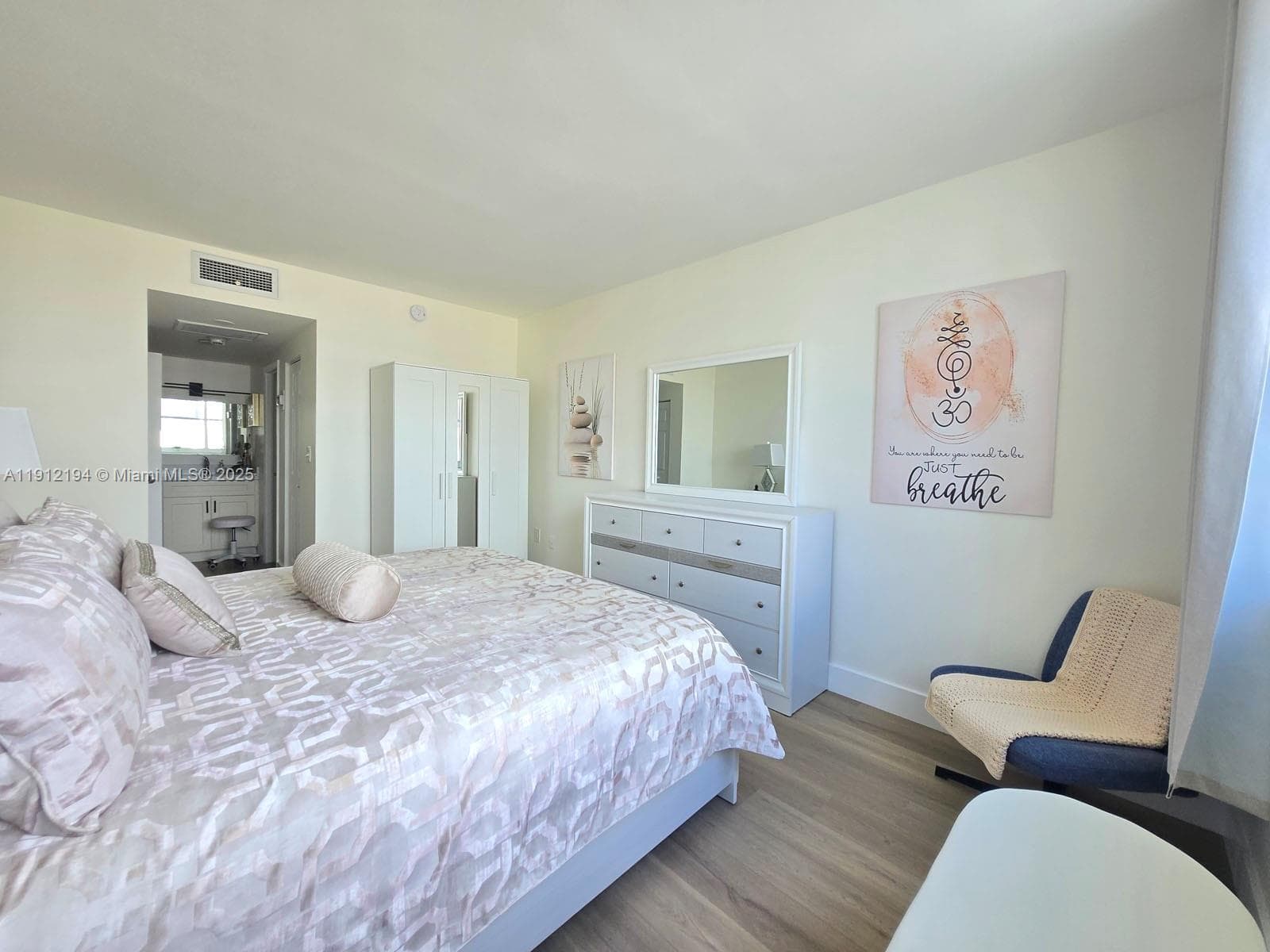 300 Bayview Dr # 1611, Sunny Isles Beach FL 33160 — 29