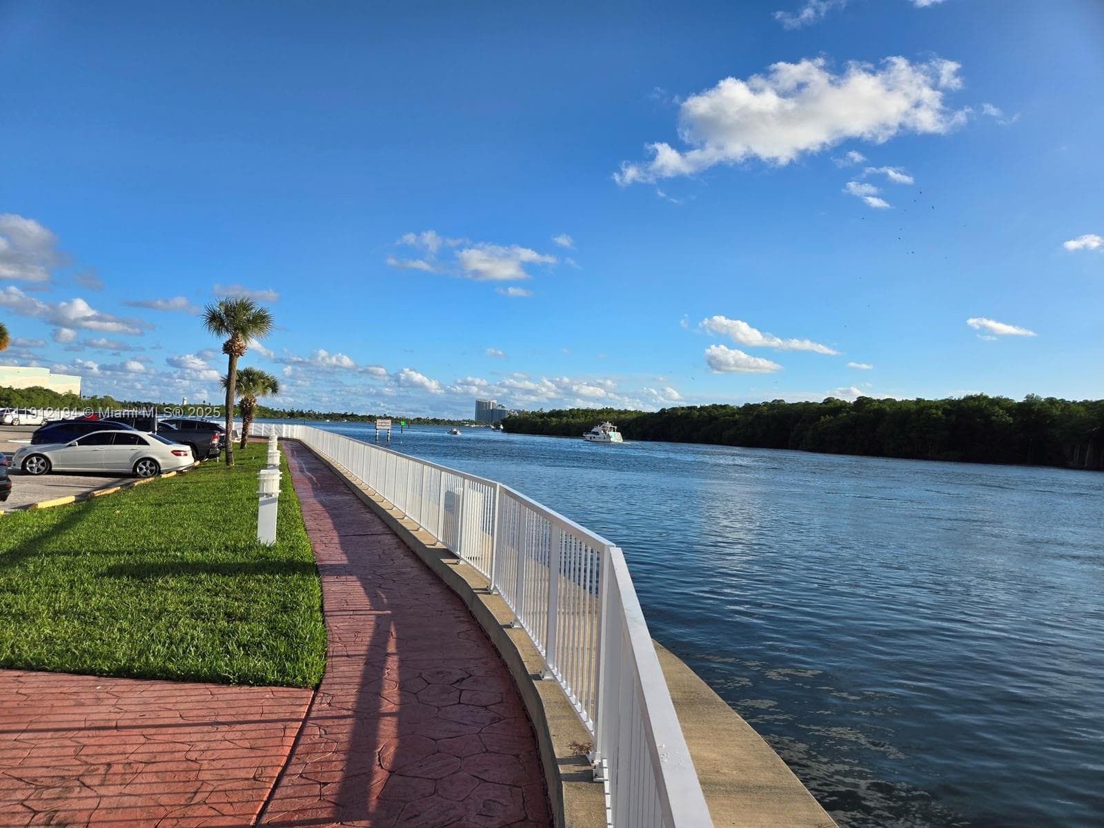 300 Bayview Dr # 1611, Sunny Isles Beach FL 33160 — 8