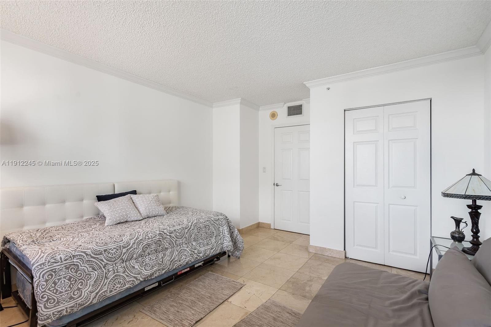 1155 BRICKELL BAY DR # 2708, Miami FL 33131 — 14