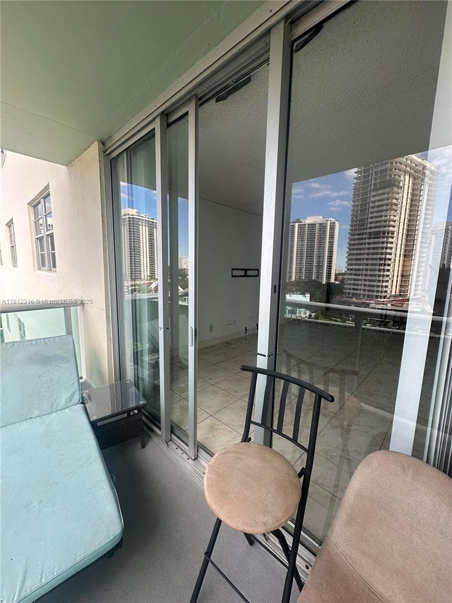 19390 Collins Ave # 1019, Sunny Isles Beach FL 33160 — 2