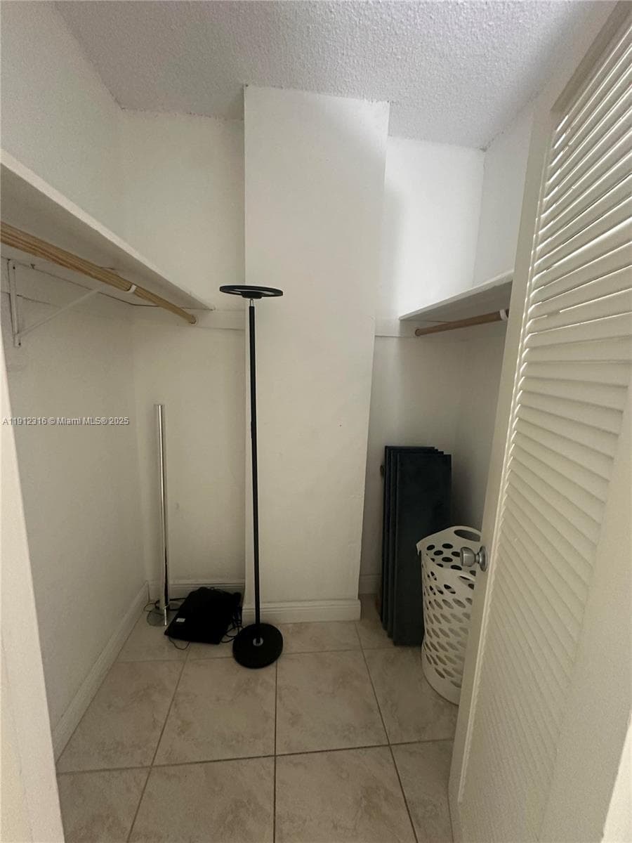 19390 Collins Ave # 1019, Sunny Isles Beach FL 33160 — 9