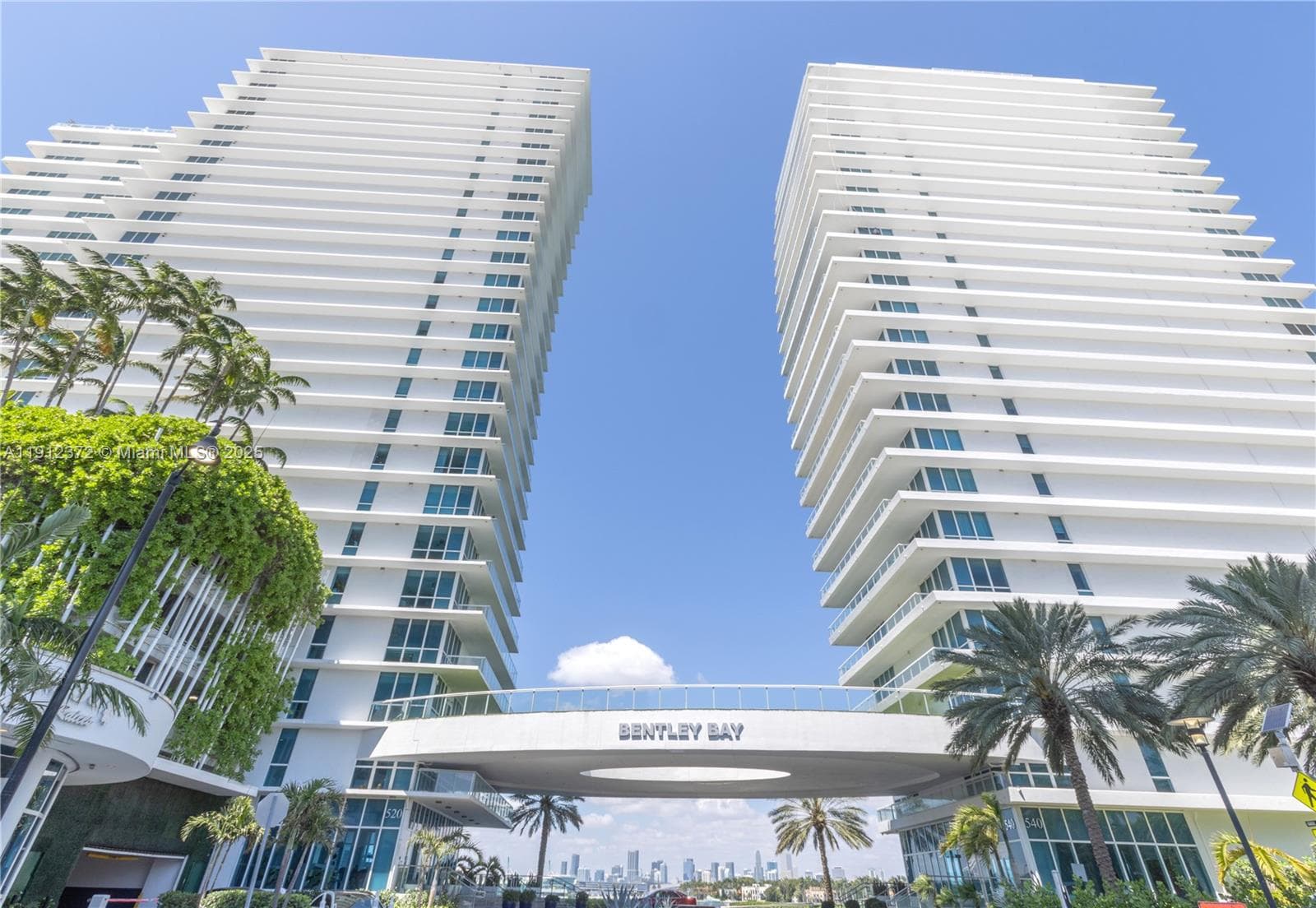 520 West Ave # 1102, Miami Beach FL 33139 — 2