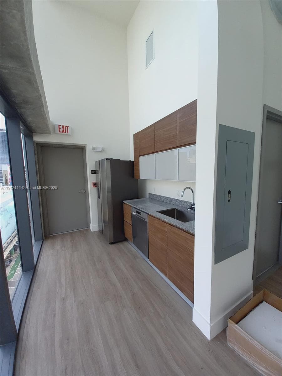 30 SW 1st St # 601, Miami FL 33130 — 4