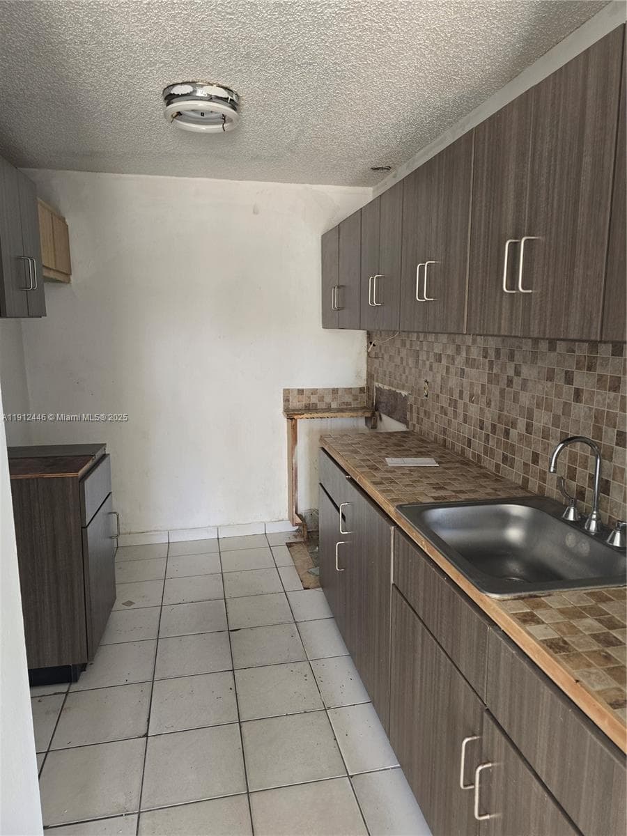 18814 NW 46th Ave, Miami Gardens FL 33055 — 3