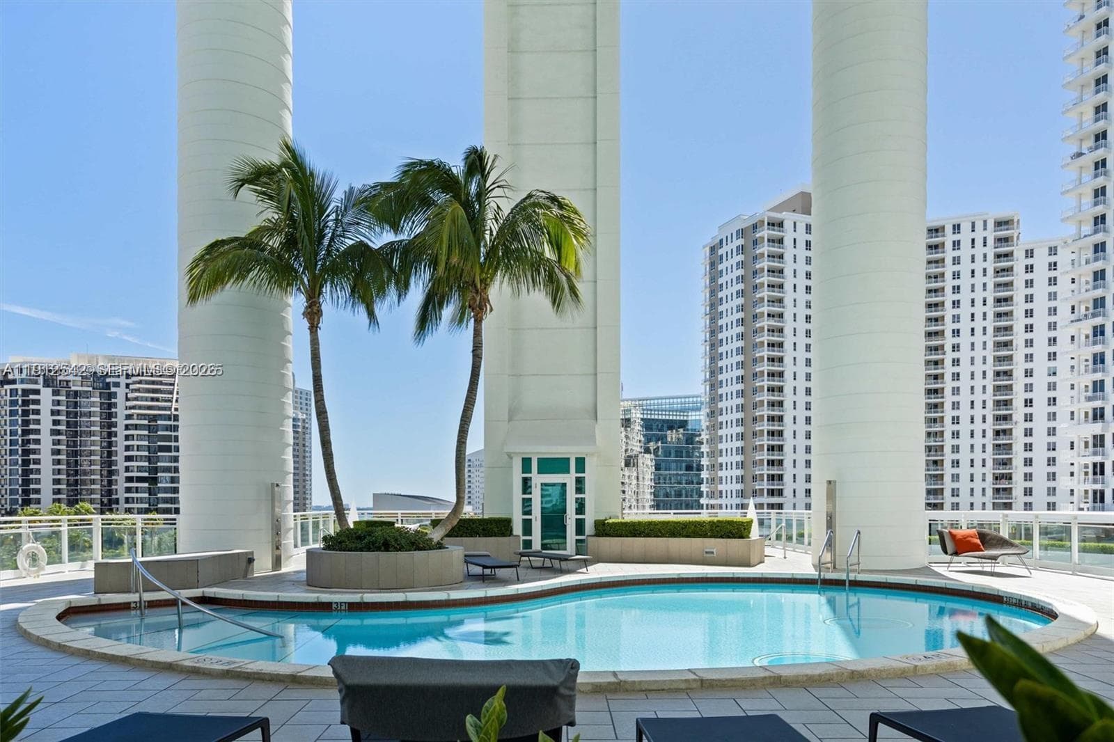 900 Brickell Key Blvd # 1502, Miami FL 33131 — 28