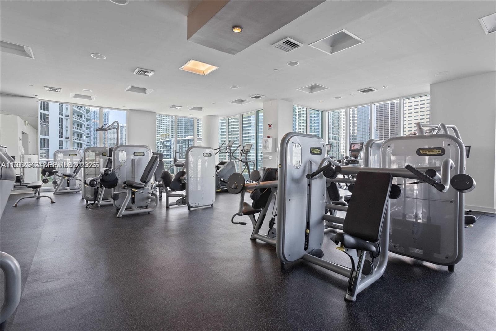 900 Brickell Key Blvd # 1502, Miami FL 33131 — 29