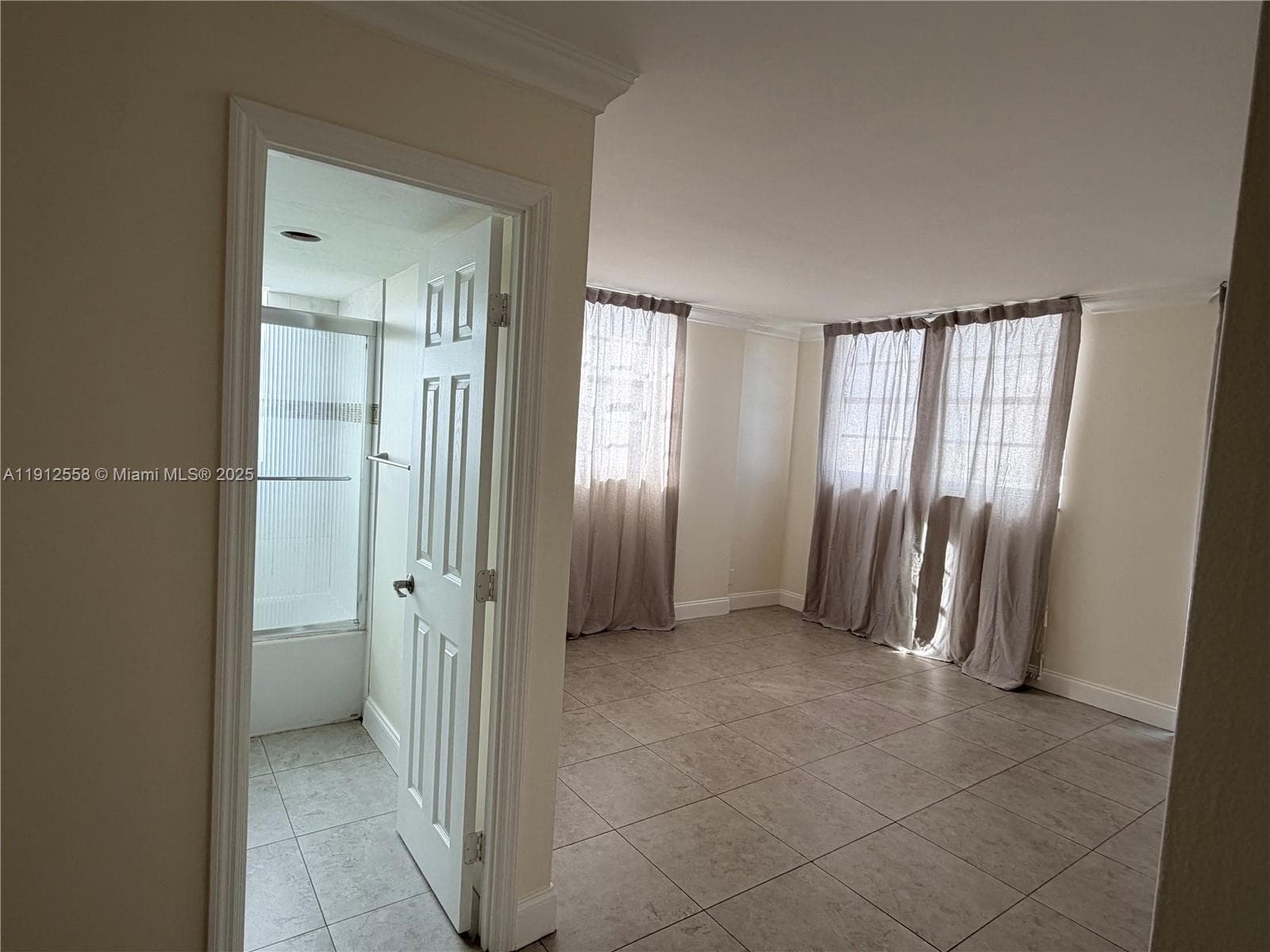 3703 NE 166th St # 910, North Miami Beach FL 33160 — 6