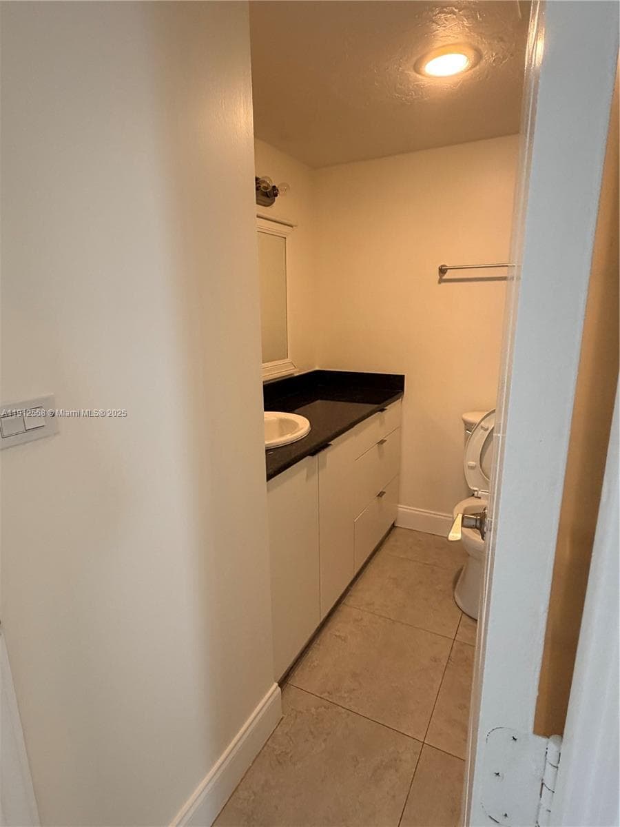 3703 NE 166th St # 910, North Miami Beach FL 33160 — 9