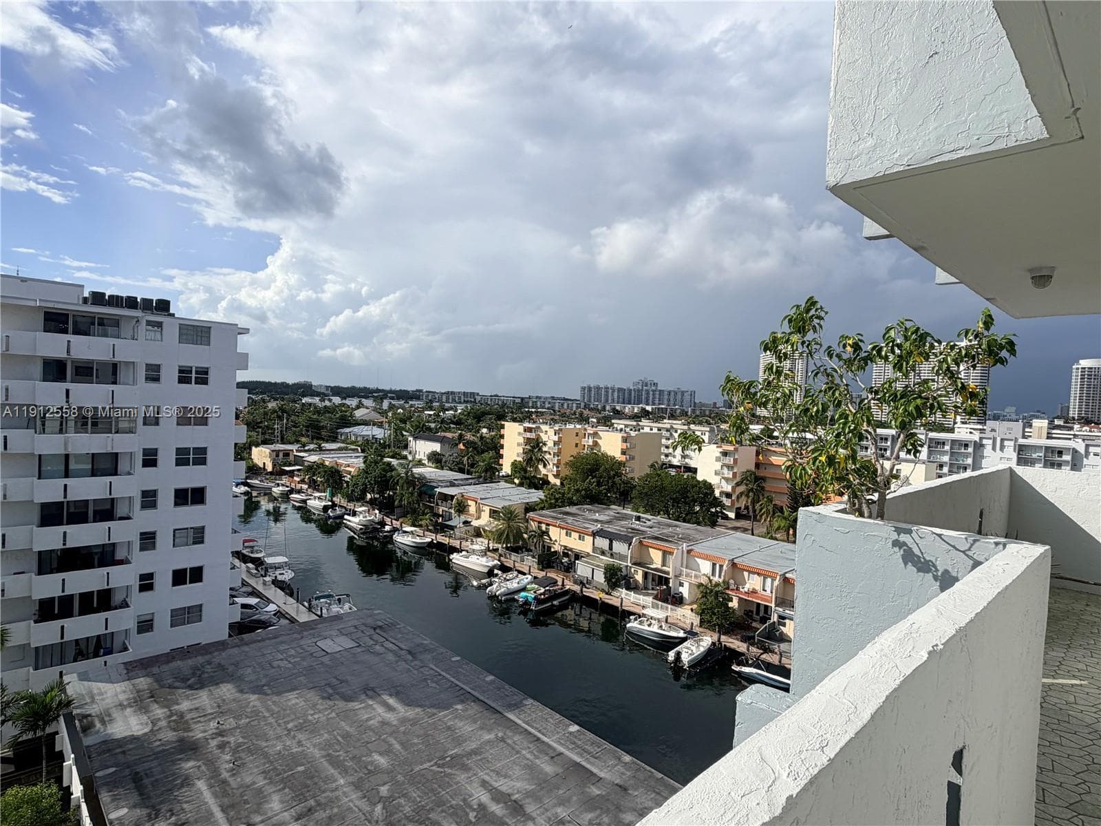 3703 NE 166th St # 910, North Miami Beach FL 33160 — 14