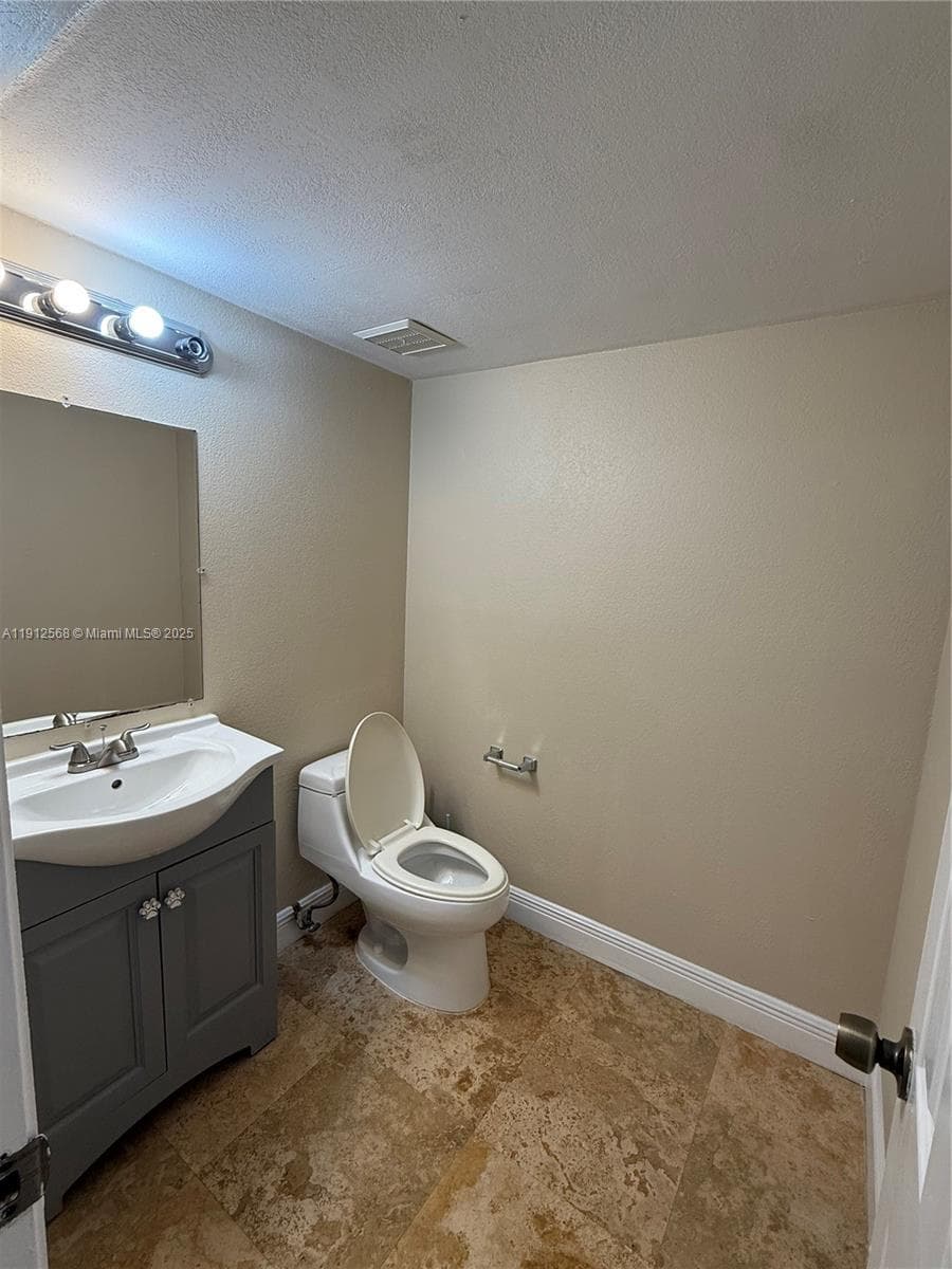 3745 NE 171st St # 40, North Miami Beach FL 33160 — 10