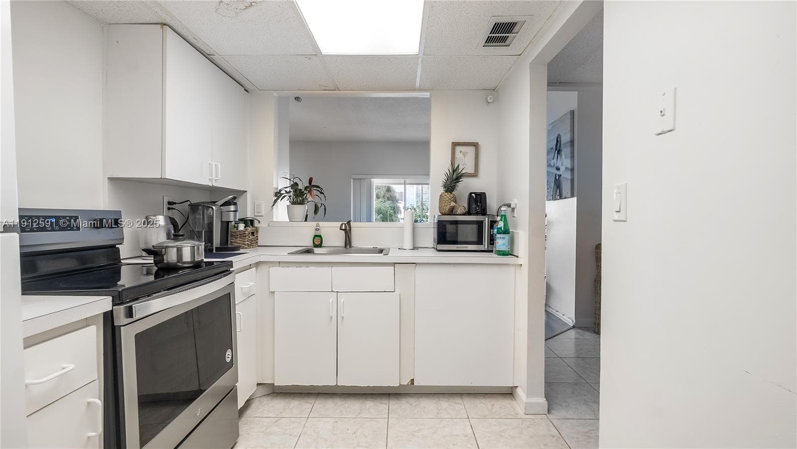 500 Bayview Dr # 117, Sunny Isles Beach FL 33160 — 5