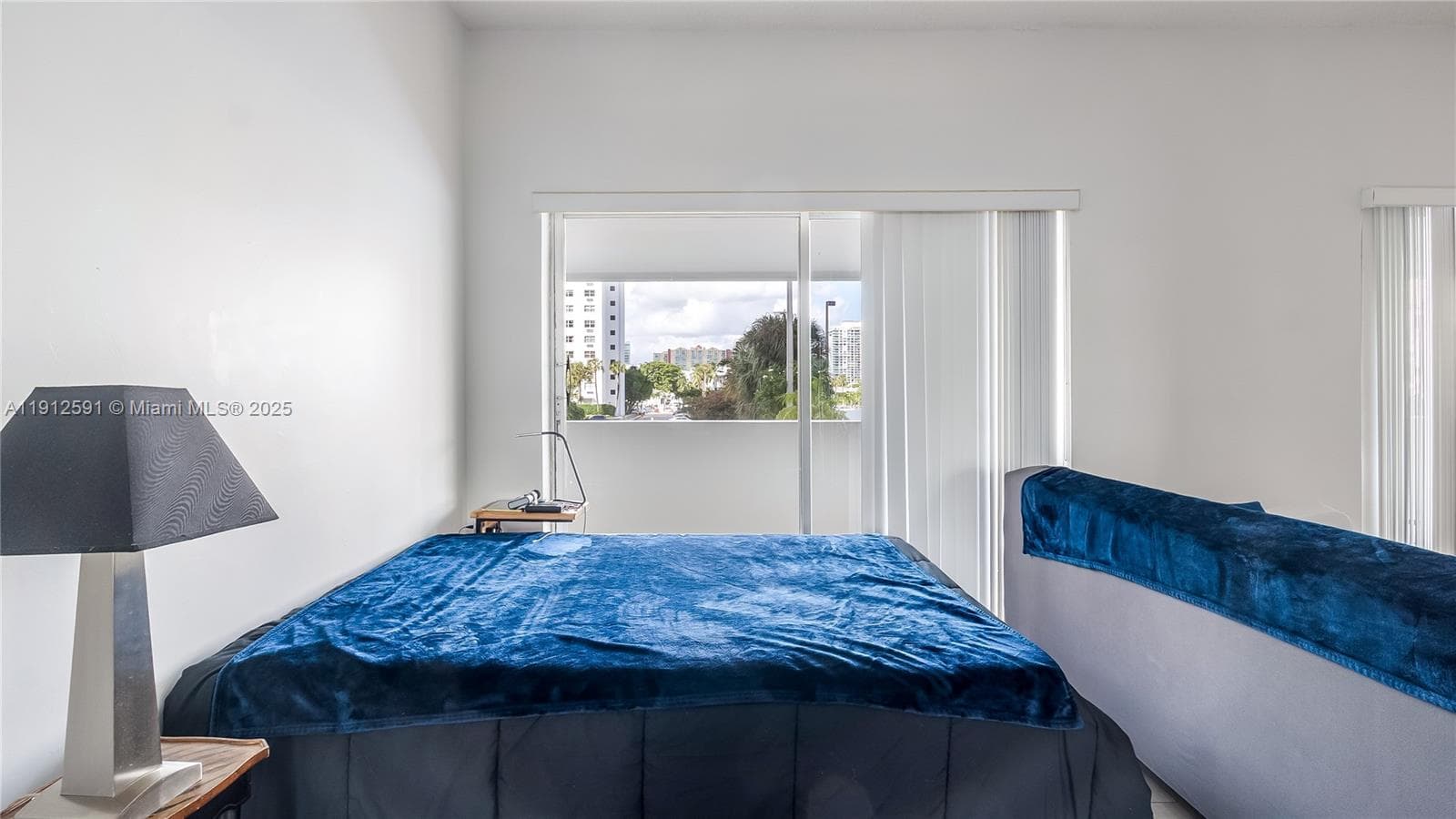 500 Bayview Dr # 117, Sunny Isles Beach FL 33160 — 14