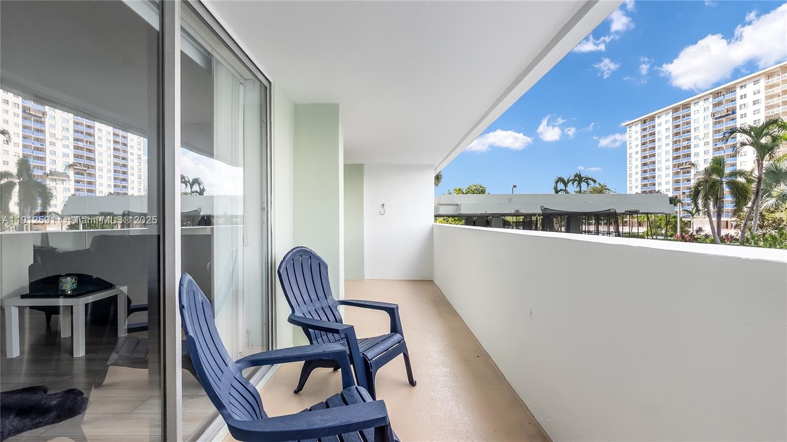 500 Bayview Dr # 117, Sunny Isles Beach FL 33160 — 18
