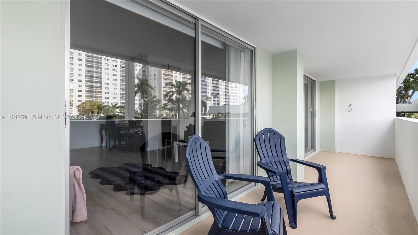 500 Bayview Dr # 117, Sunny Isles Beach FL 33160 — 19