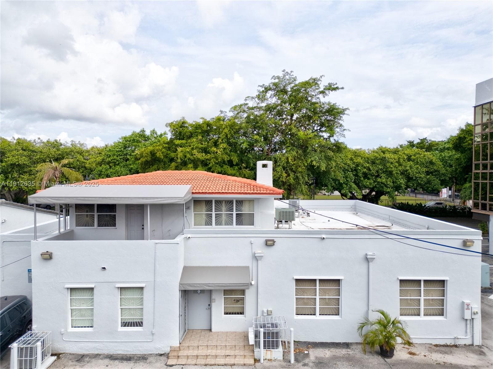 1920 SW 22nd St, Miami FL 33145 — 6
