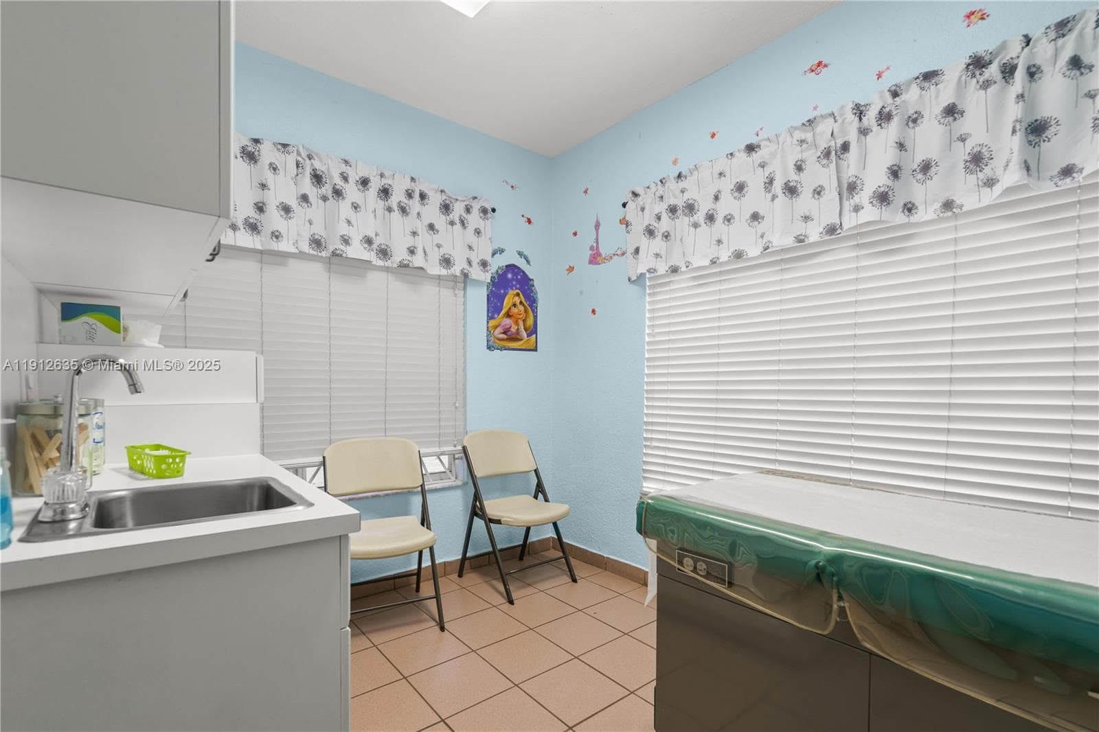 1920 SW 22nd St, Miami FL 33145 — 12