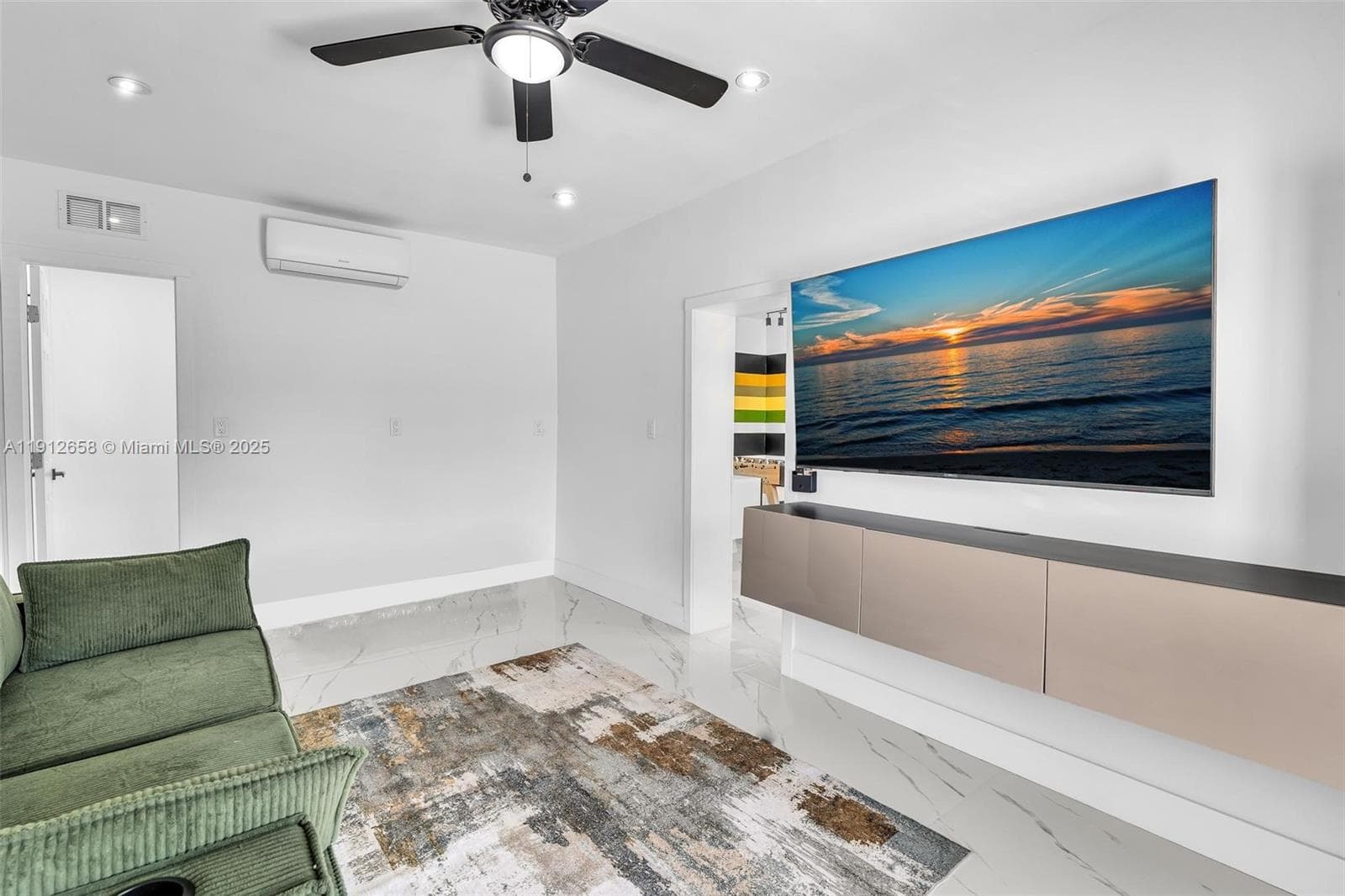 797 NW 35th St, Miami FL 33127 — 37