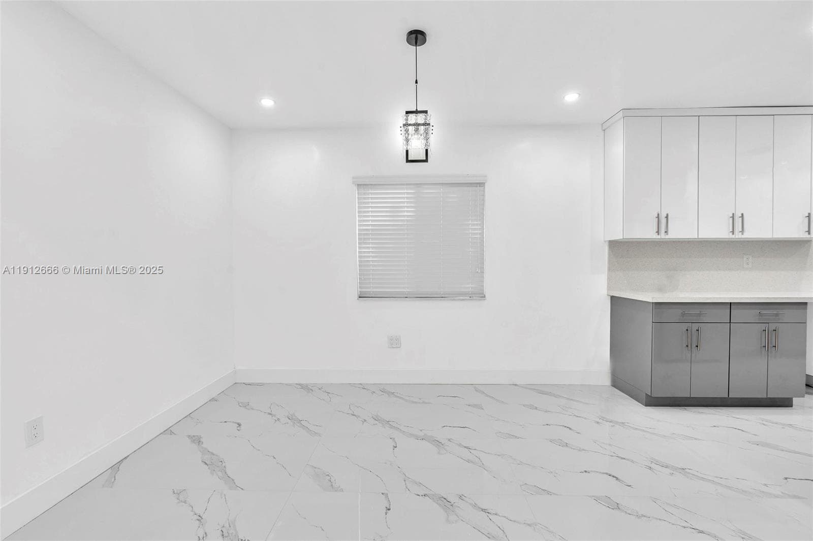 5850 NE 3rd Ave, Miami FL 33137 — 22