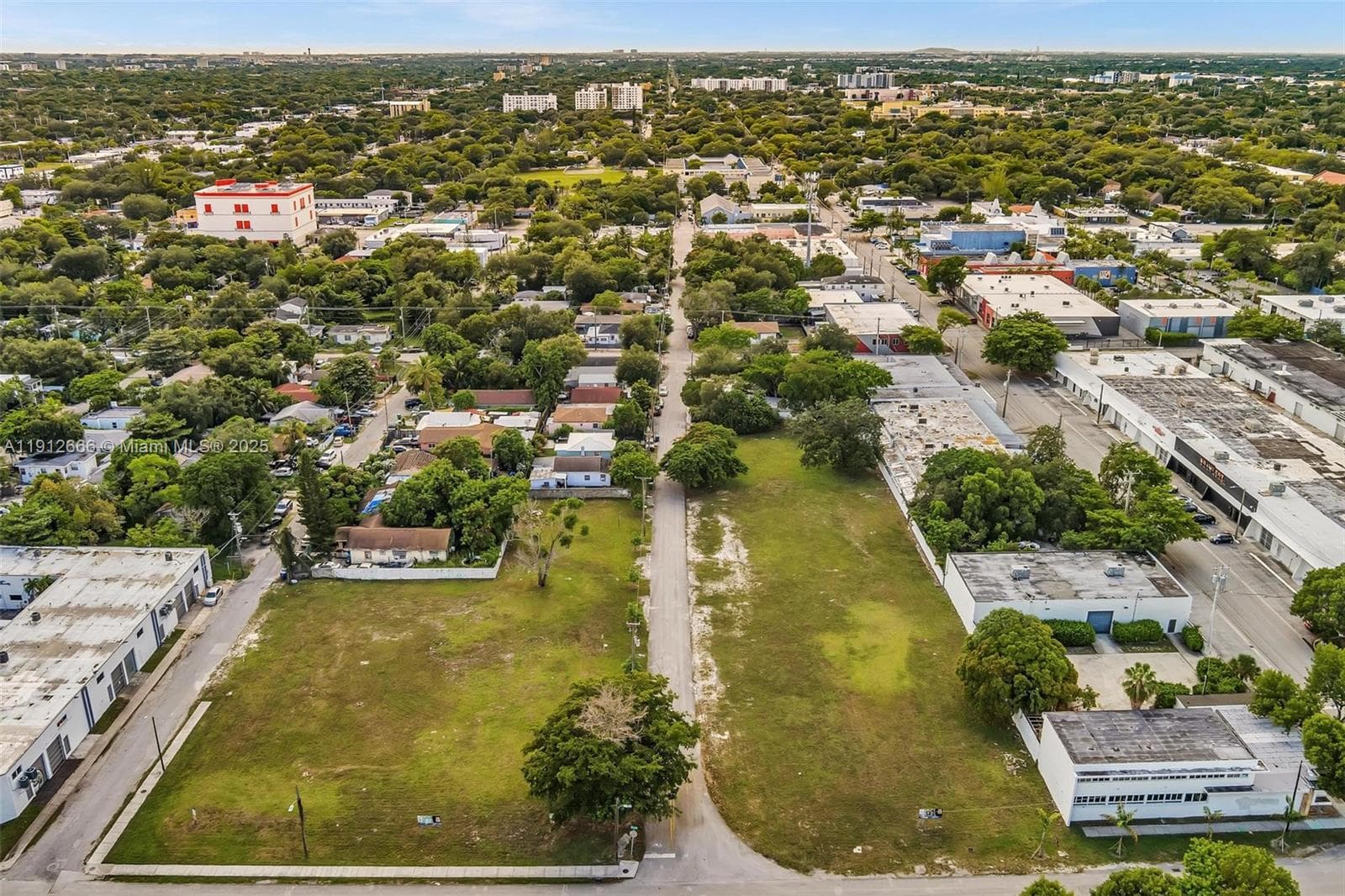 5850 NE 3rd Ave, Miami FL 33137 — 51
