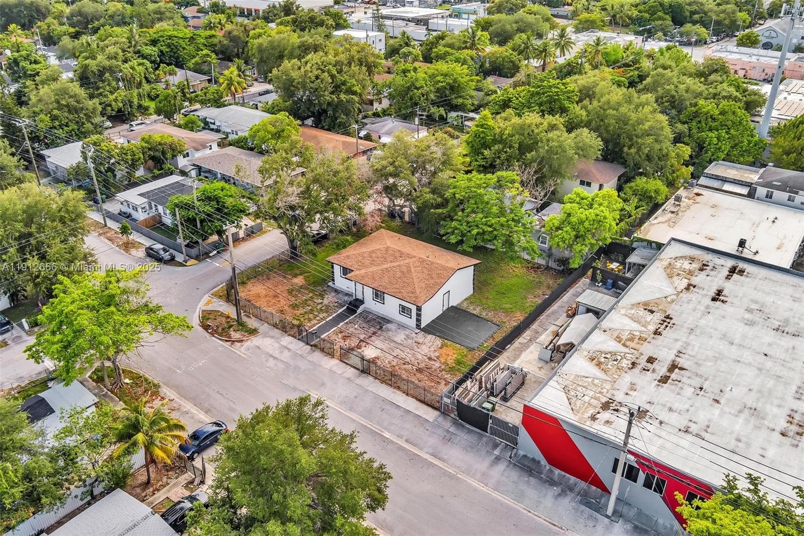 5850 NE 3rd Ave, Miami FL 33137 — 50