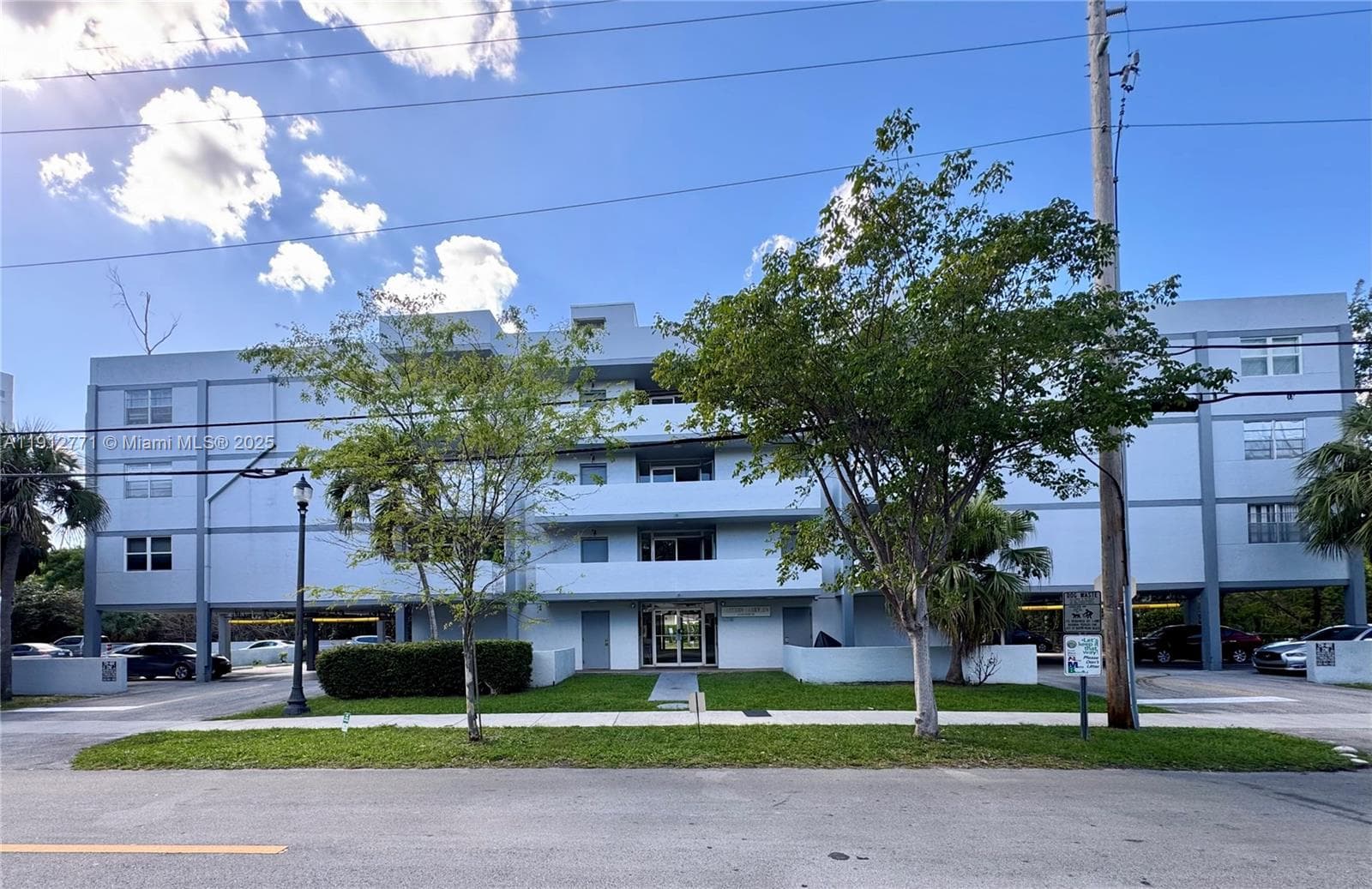 16518 NE 26th Ave # 304, North Miami Beach FL 33160 — 27