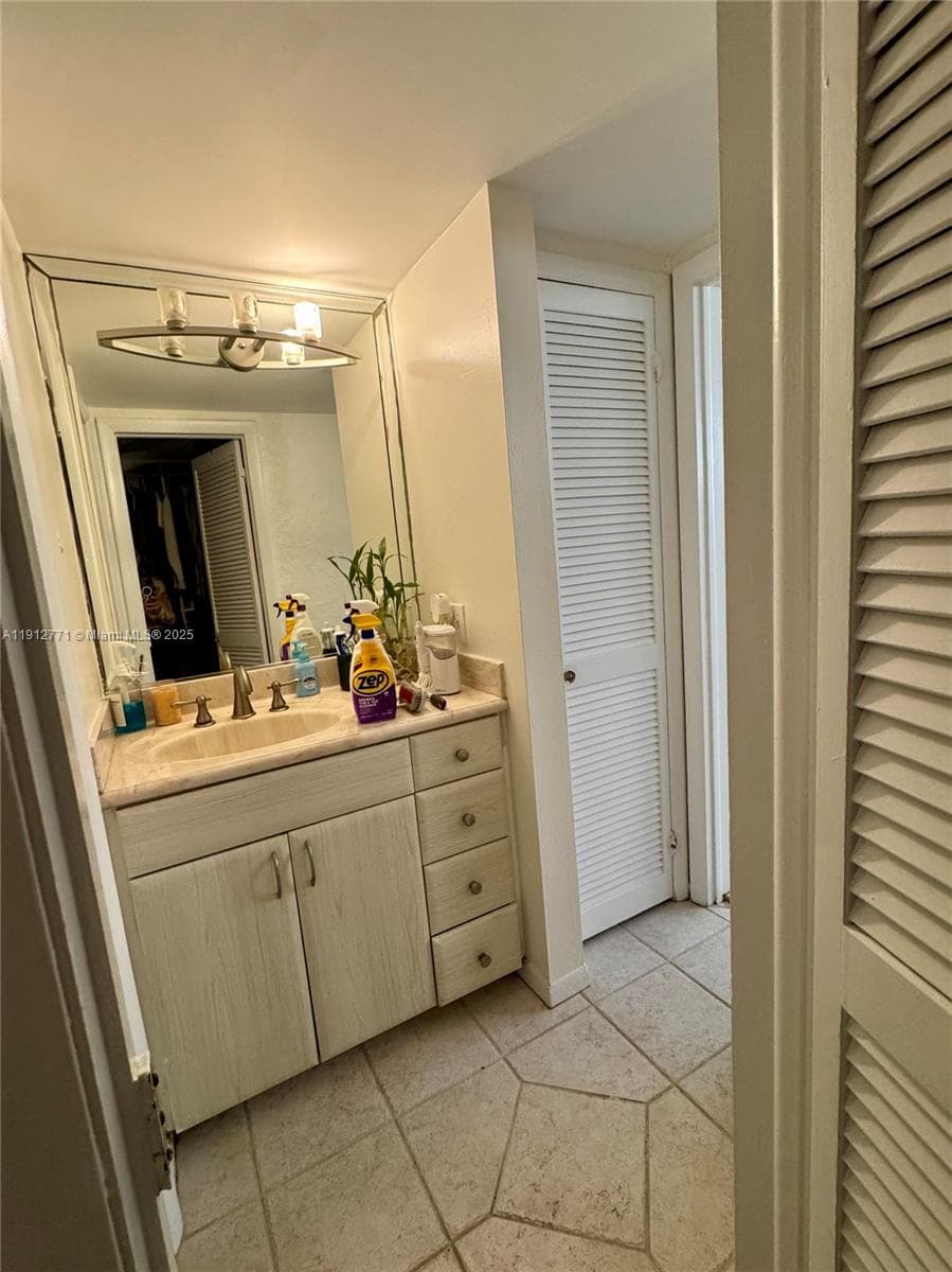 16518 NE 26th Ave # 304, North Miami Beach FL 33160 — 10