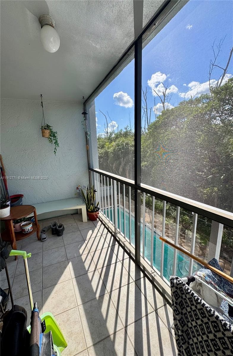 16518 NE 26th Ave # 304, North Miami Beach FL 33160 — 31
