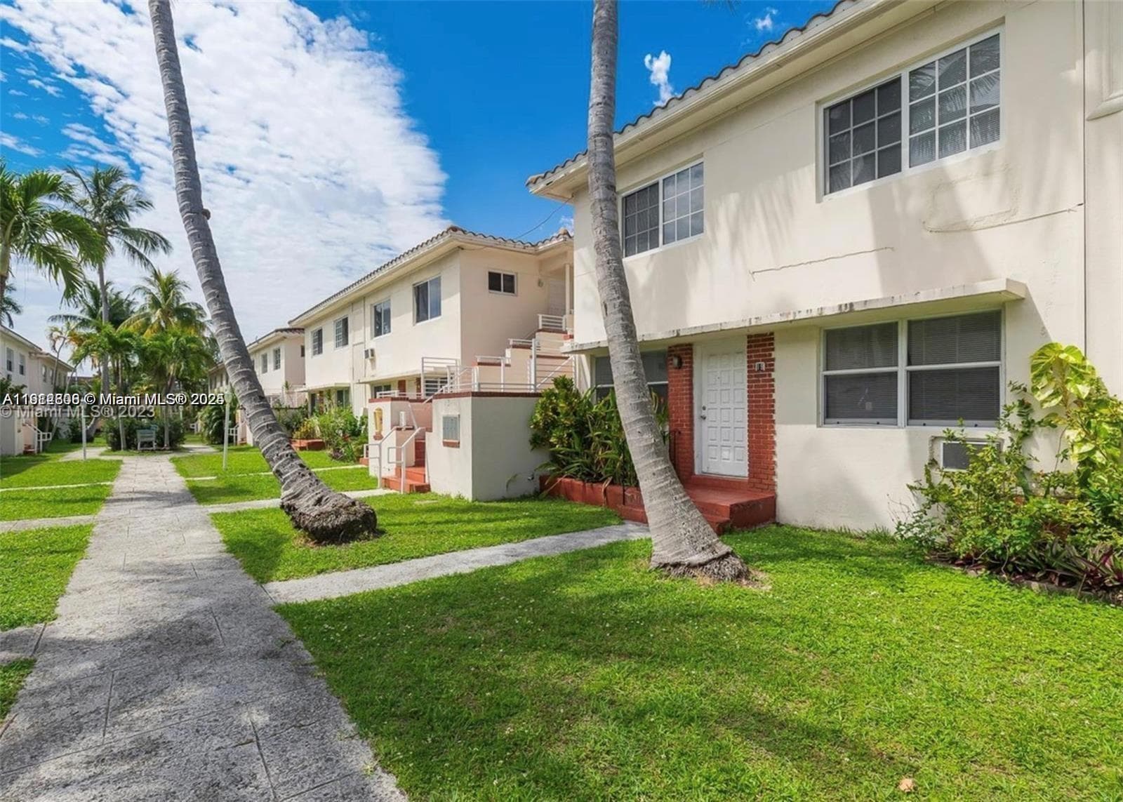 1197 Marseille Dr # 12, Miami Beach FL 33141 — 3