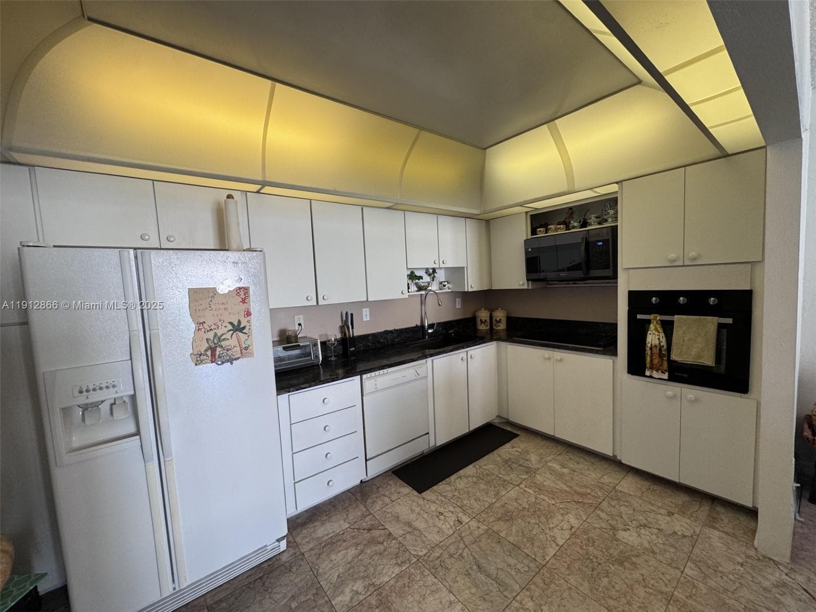 19390 Collins Ave # 1608, Sunny Isles Beach FL 33160 — 10