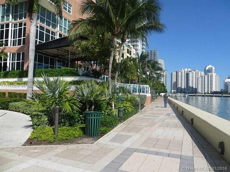 1155 Brickell Bay Dr # 3405, Miami FL 33131 — 22