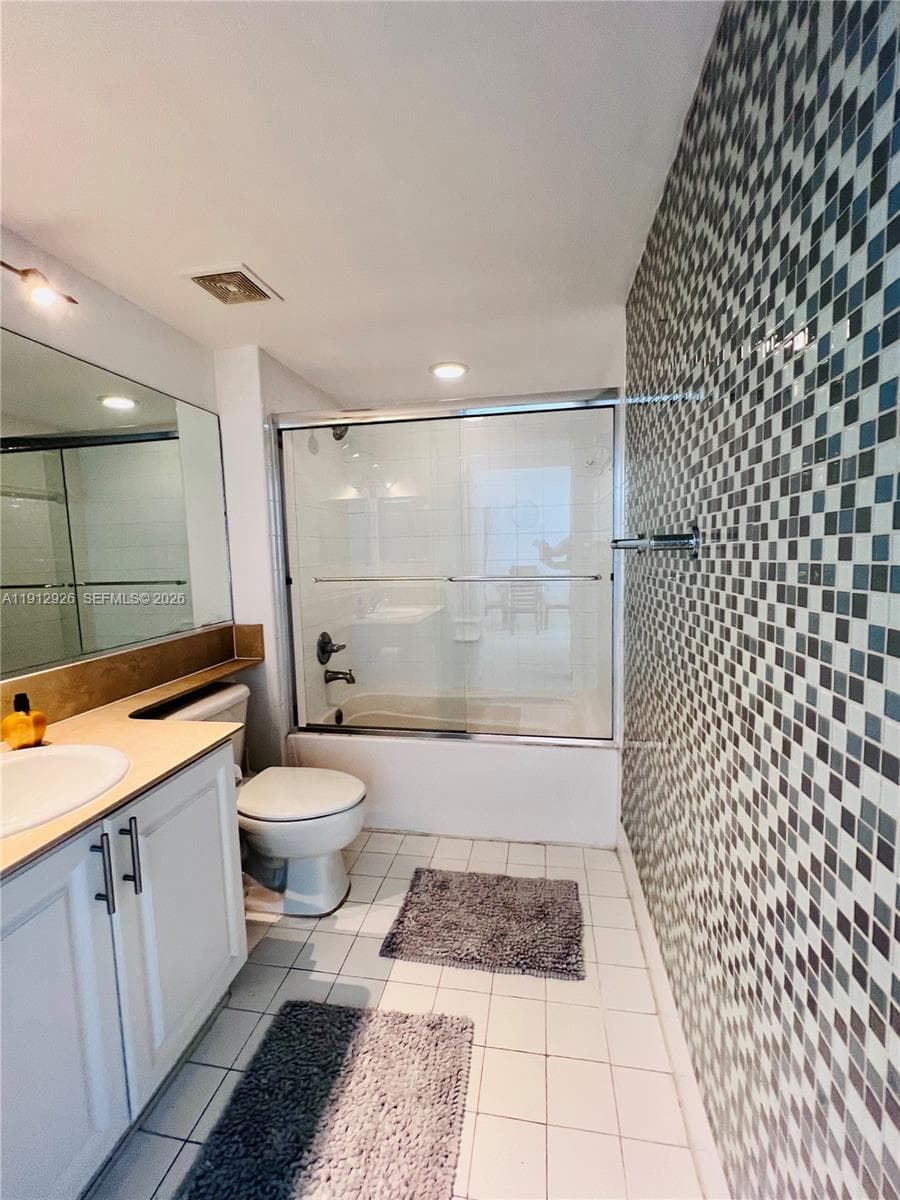 1155 Brickell Bay Dr # 3405, Miami FL 33131 — 14