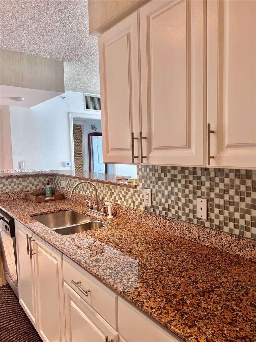 1155 Brickell Bay Dr # 3405, Miami FL 33131 — 8