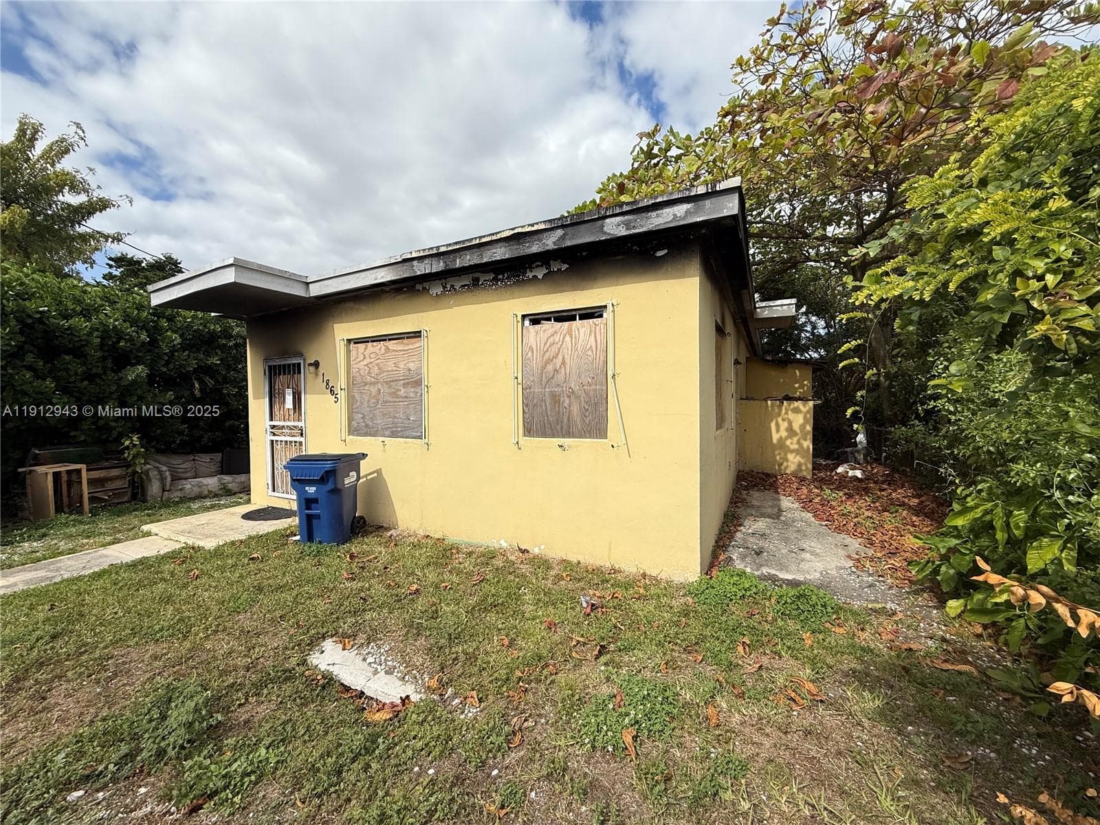 1865 NW 70th St, Miami FL 33147 — 3