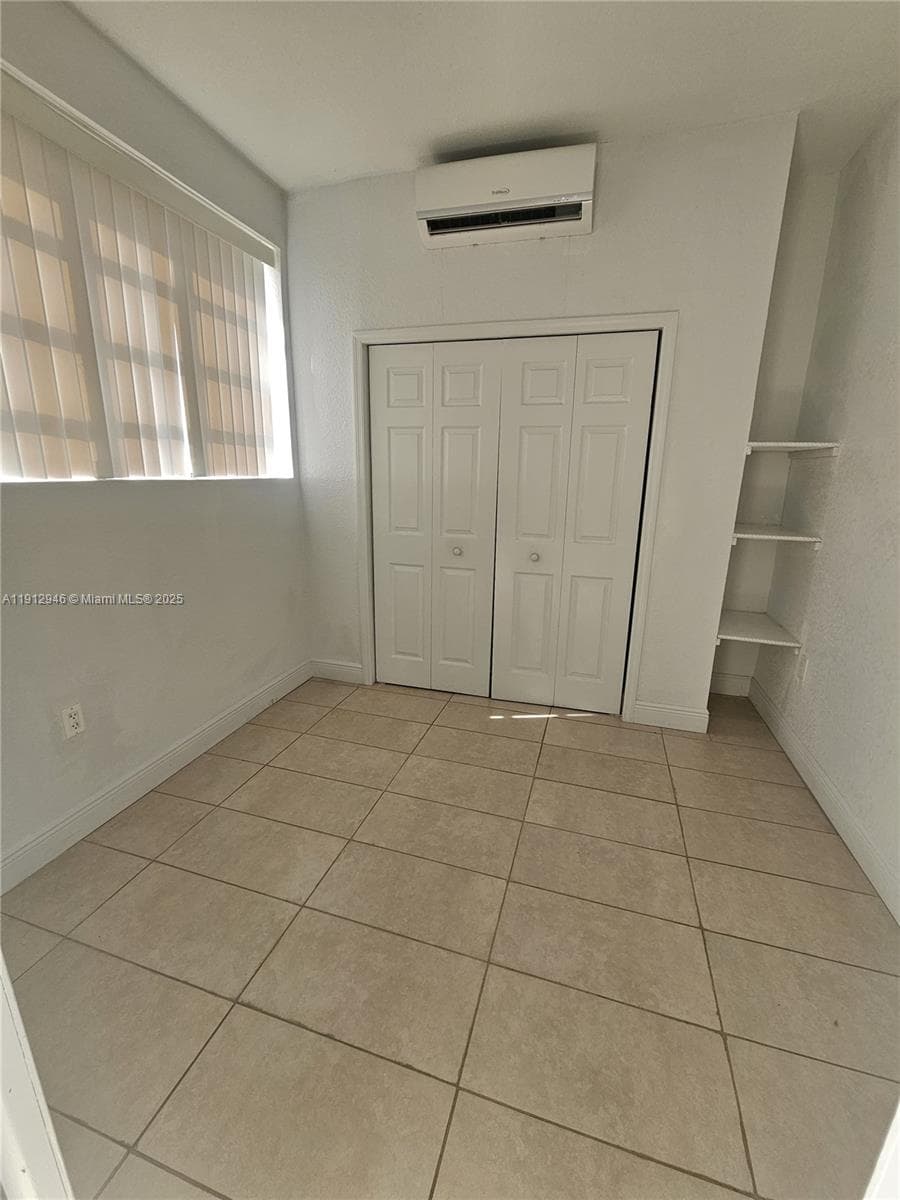 Hialeah 54 Th Street Addn, Hialeah, FL — 11