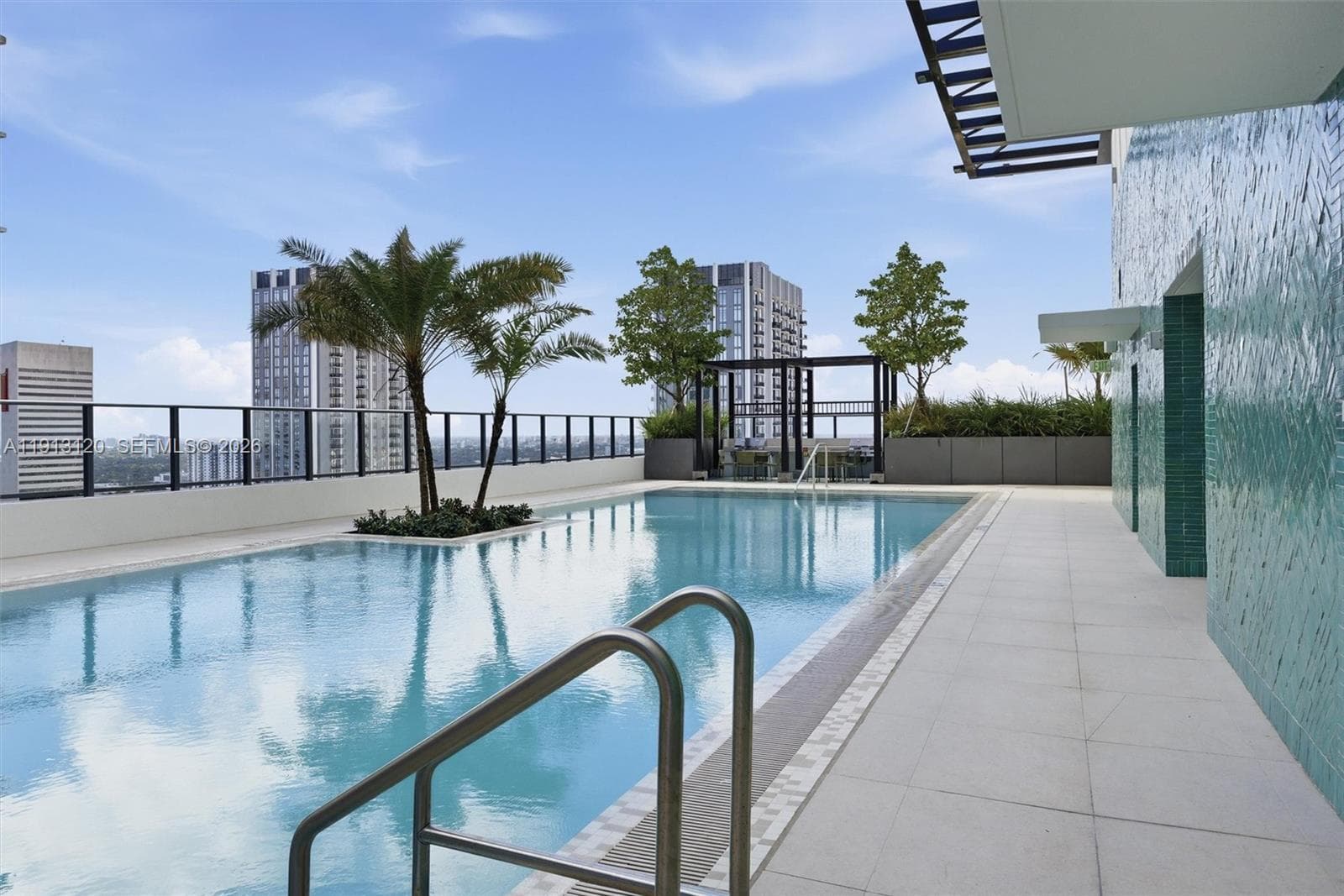 11 NE 6th St # 1906, Miami FL 33132 — 29