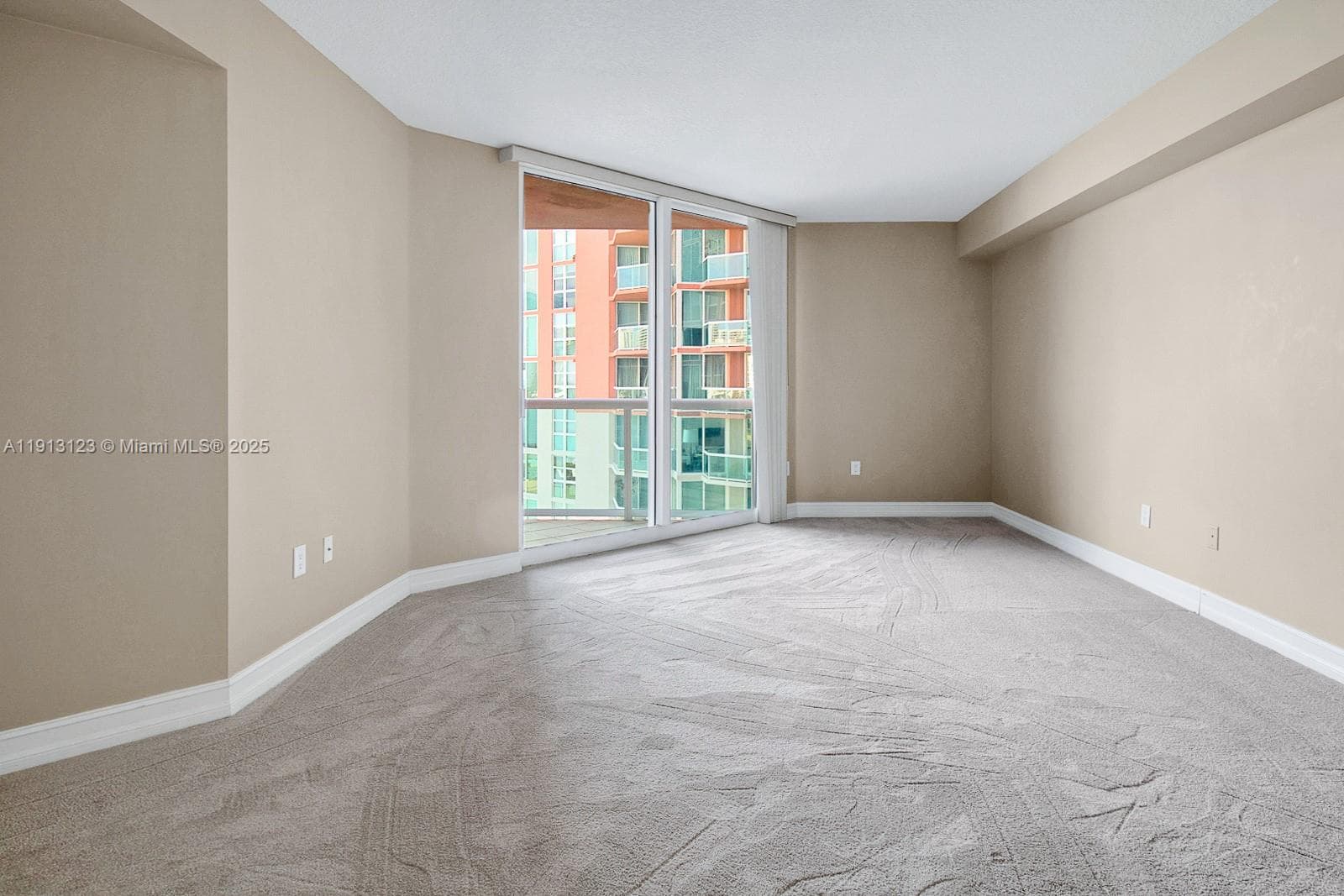 3370 Hidden Bay Dr # 804, Aventura FL 33180 — 16