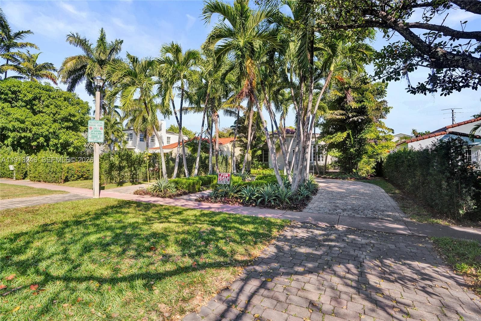1335 Lenox Ave, Miami Beach FL 33139 — 49