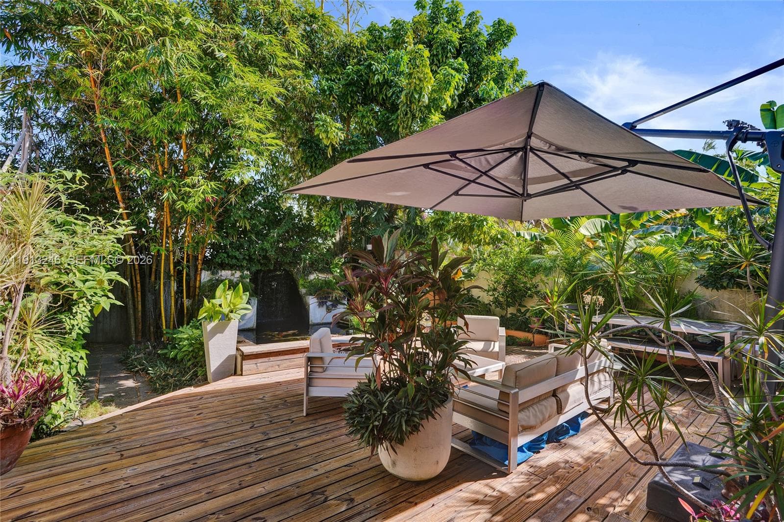 1335 Lenox Ave, Miami Beach FL 33139 — 35