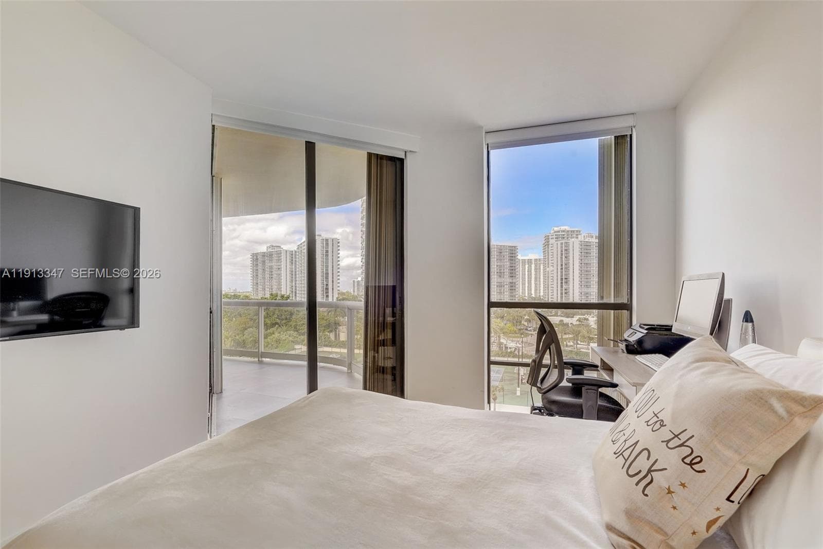 20191 E Country Club Dr # 802, Aventura FL 33180 — 17