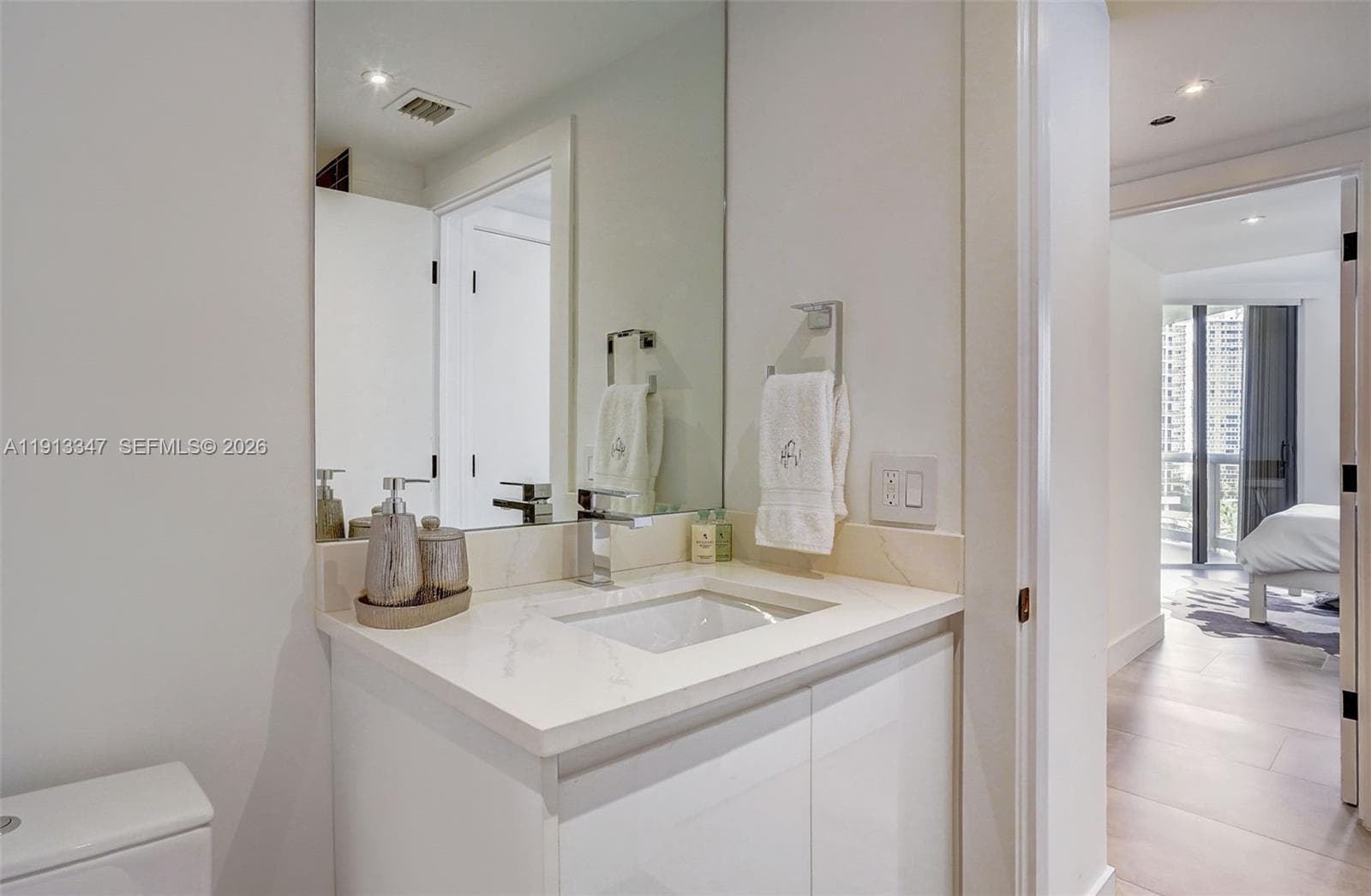 20191 E Country Club Dr # 802, Aventura FL 33180 — 15