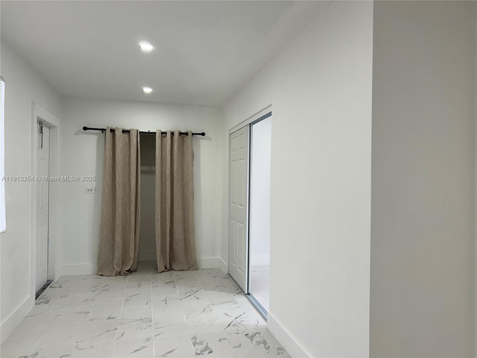 6950 NW 8th Ave # 3, Miami FL 33150 — 6