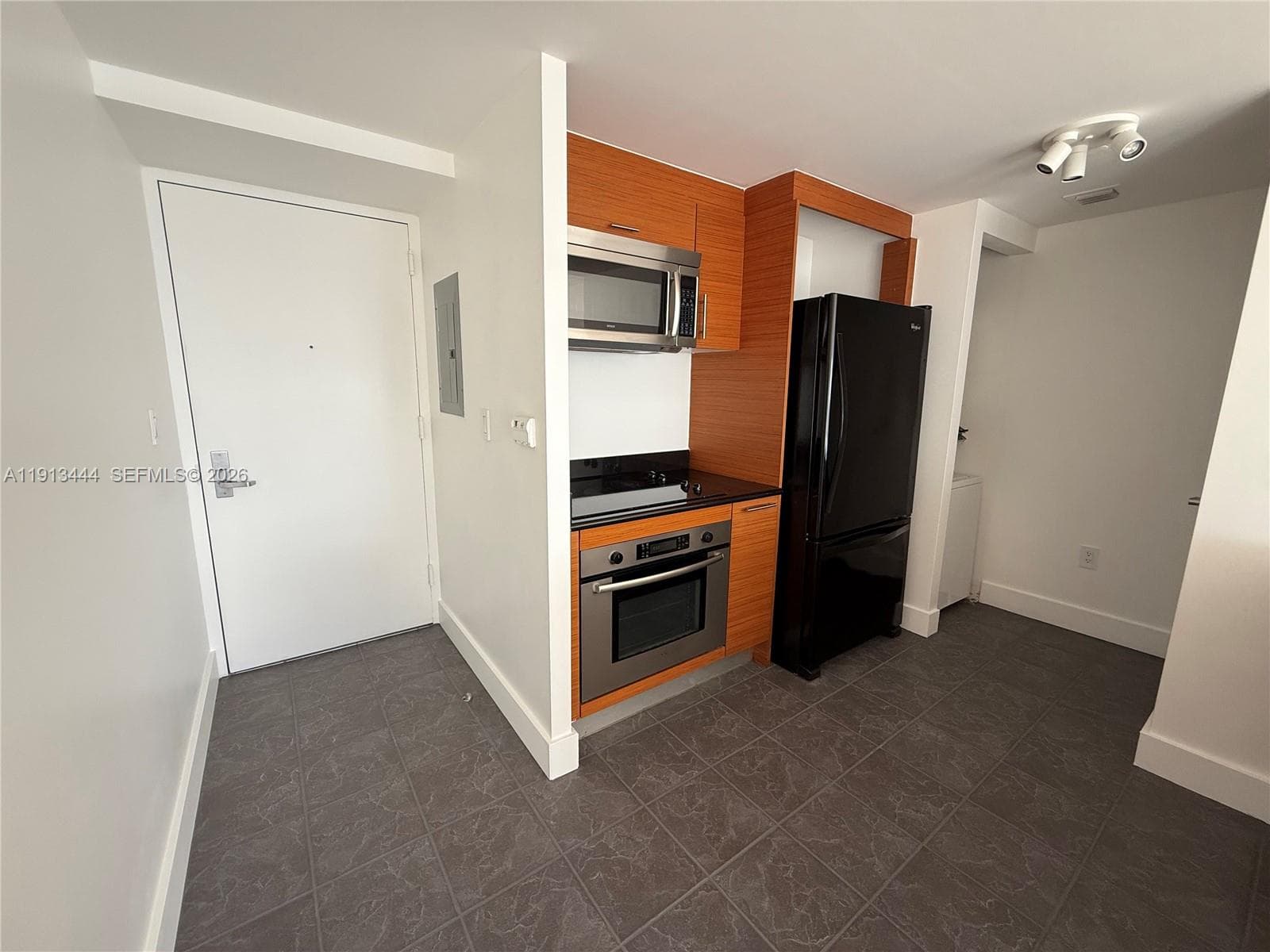 50 Biscayne Blvd # 4807, Miami FL 33132 — 12